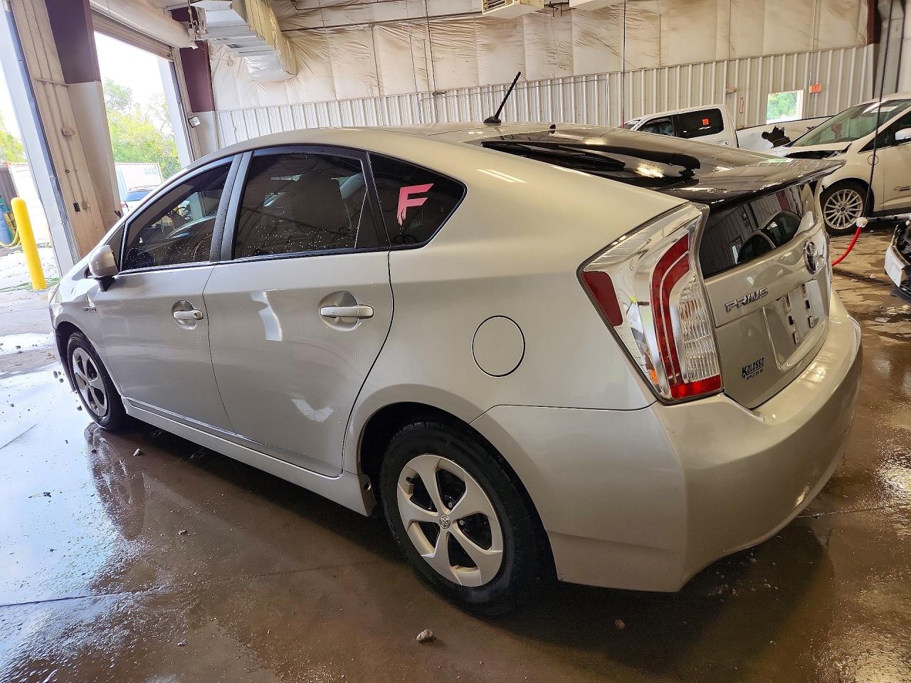 2015 Toyota Prius Two Silver vin: JTDKN3DUXF1979733