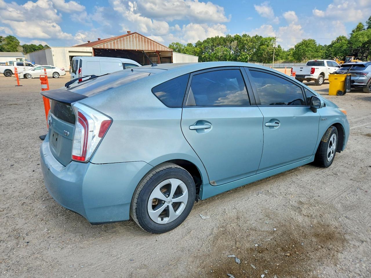 2015 Toyota Prius Two Turquoise vin: JTDKN3DUXF1983541