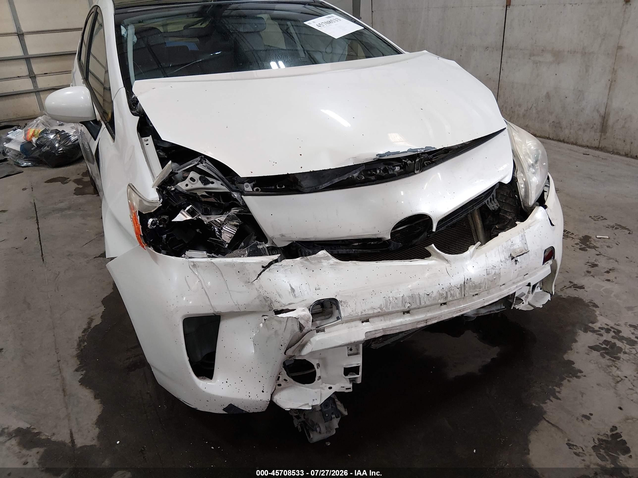 2015 Toyota Prius Four Белый vin: JTDKN3DUXF1998282