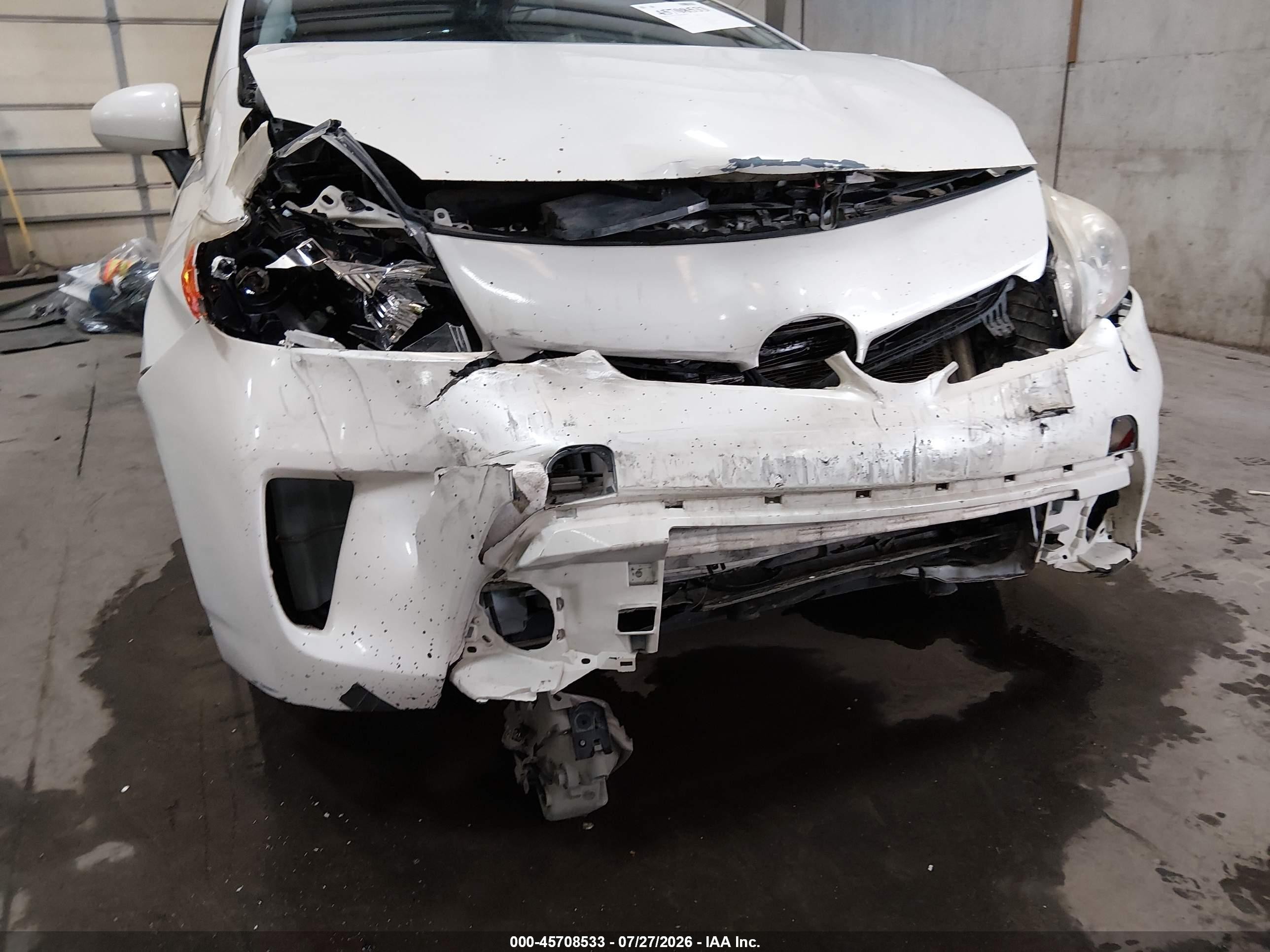 2015 Toyota Prius Four Белый vin: JTDKN3DUXF1998282