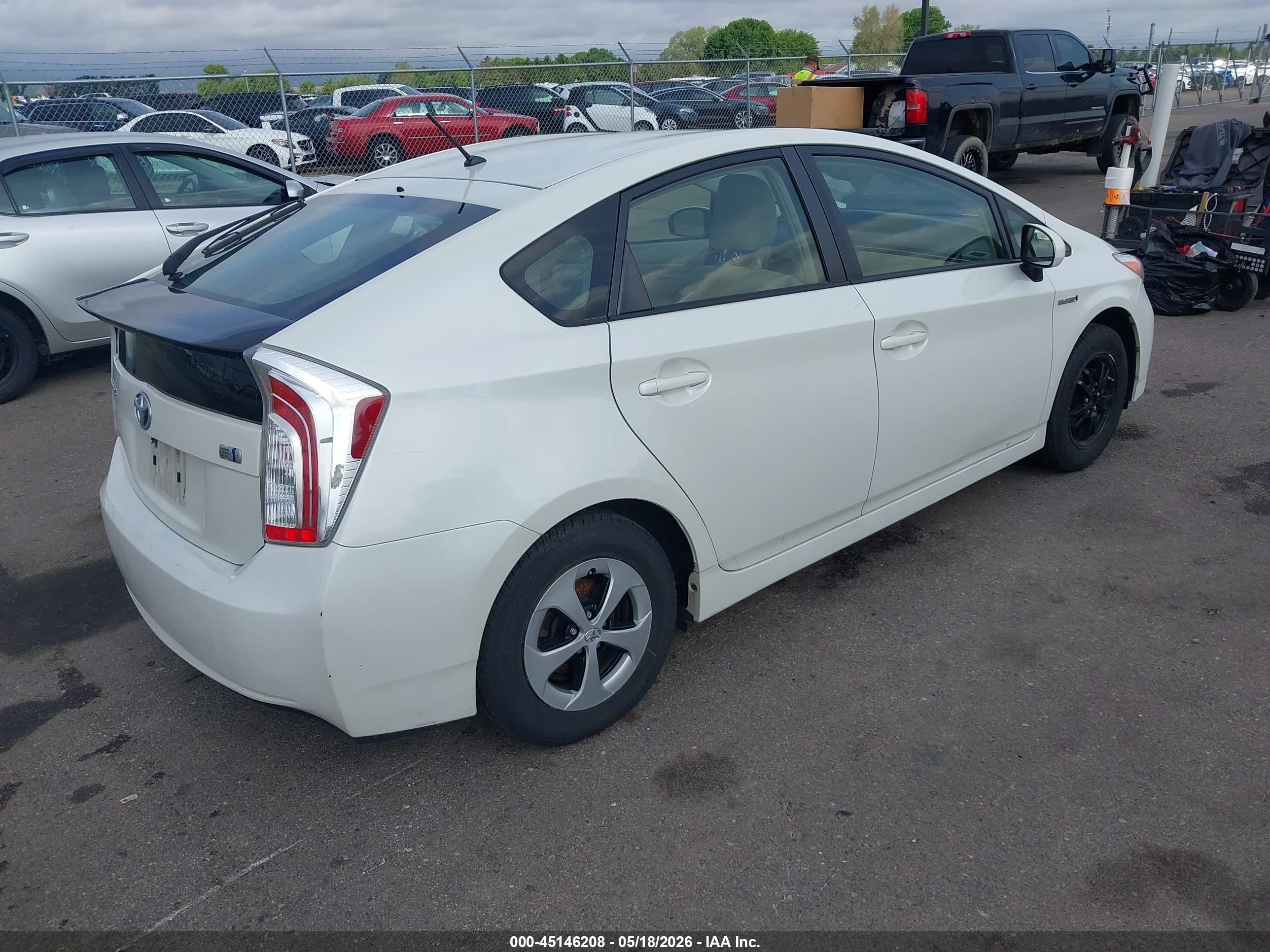 2015 Toyota Prius Two White vin: JTDKN3DUXF2000593