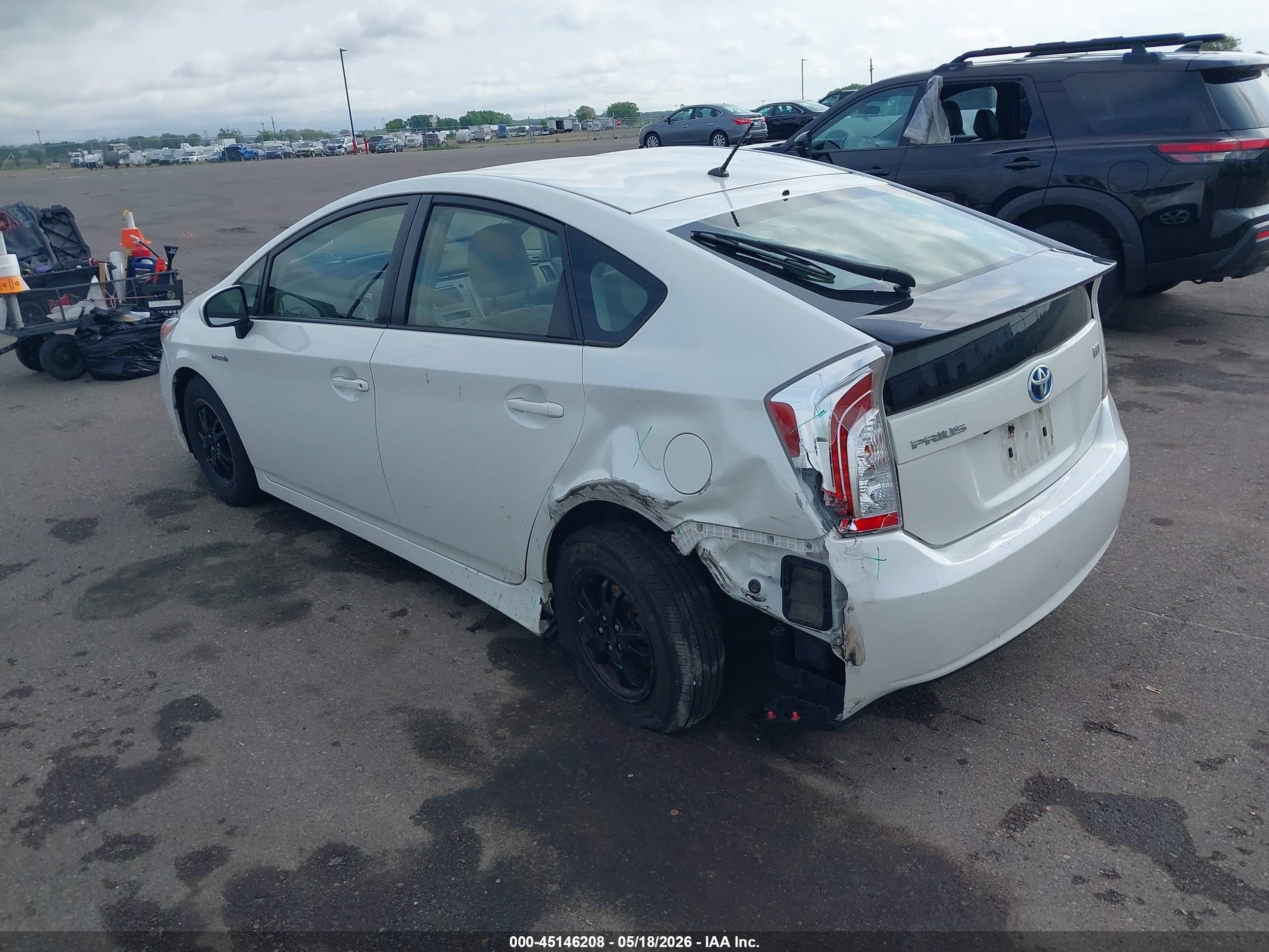2015 Toyota Prius Two White vin: JTDKN3DUXF2000593