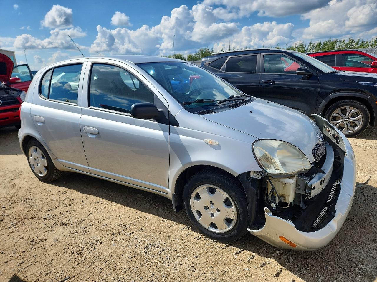 2005 Toyota Echo Серебряный vin: JTDKT123750078022