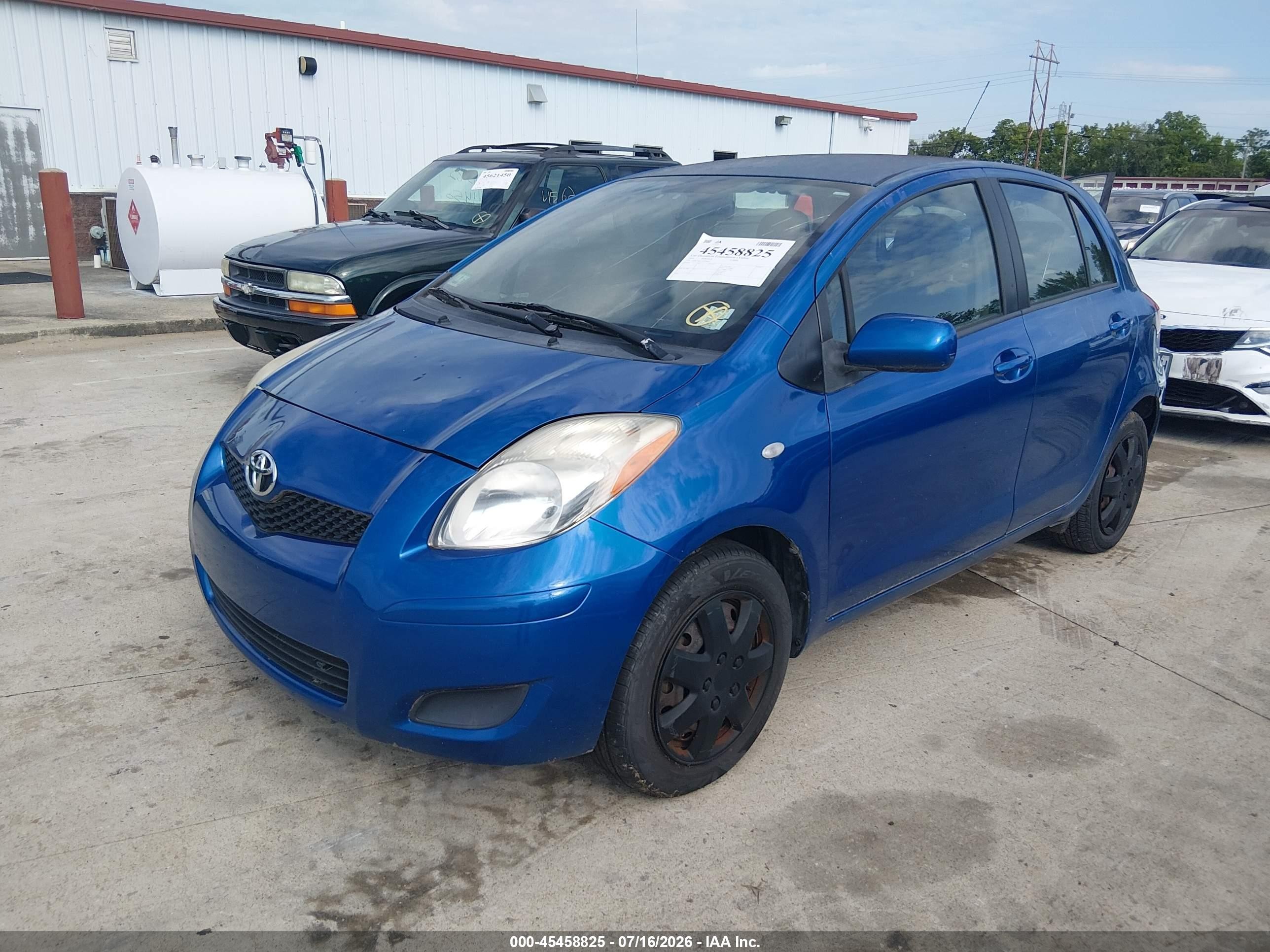 2010 Toyota Yaris   Синий vin: JTDKT4K31A5284547