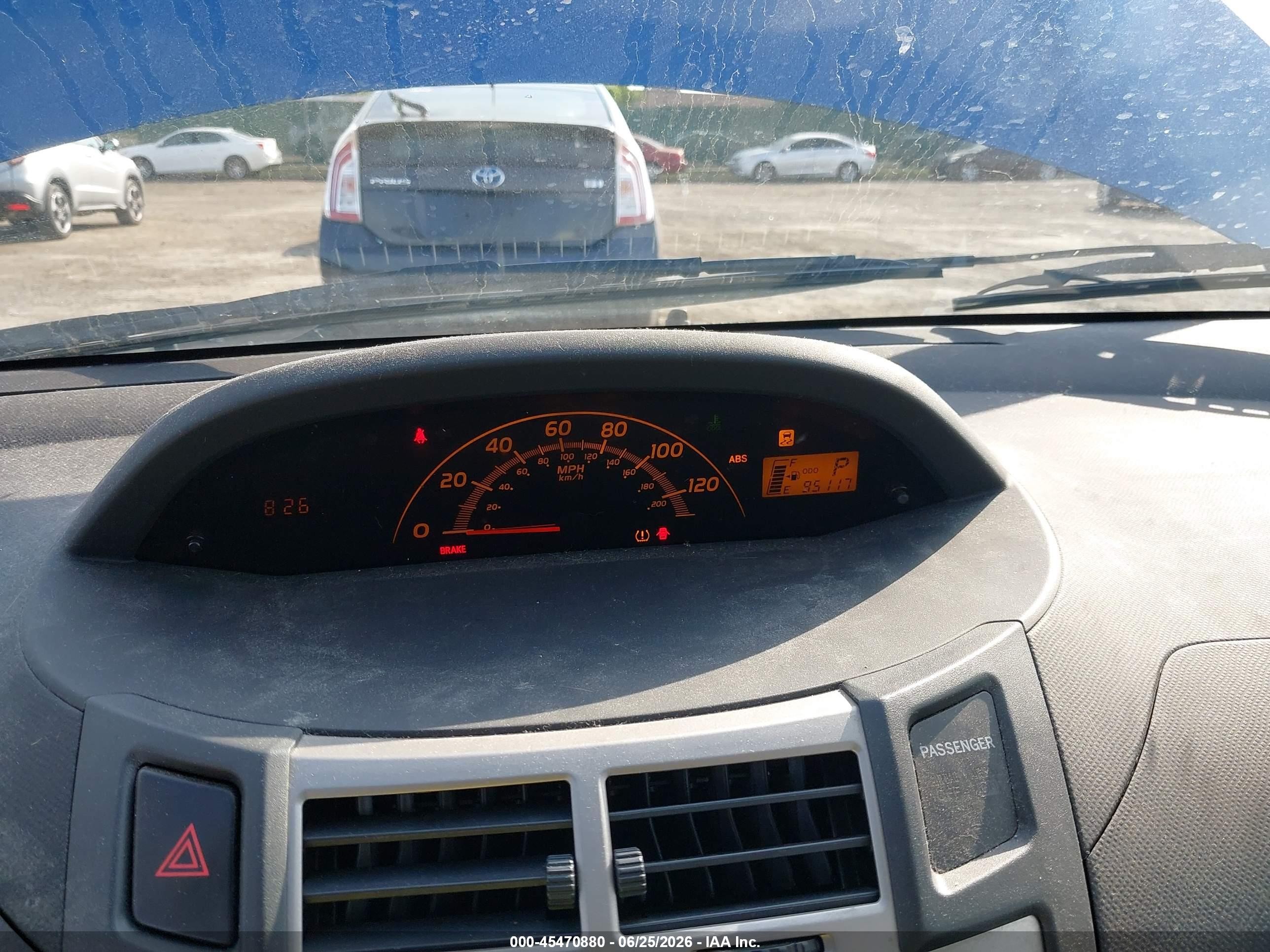 2010 Toyota Yaris   Синий vin: JTDKT4K31A5325422