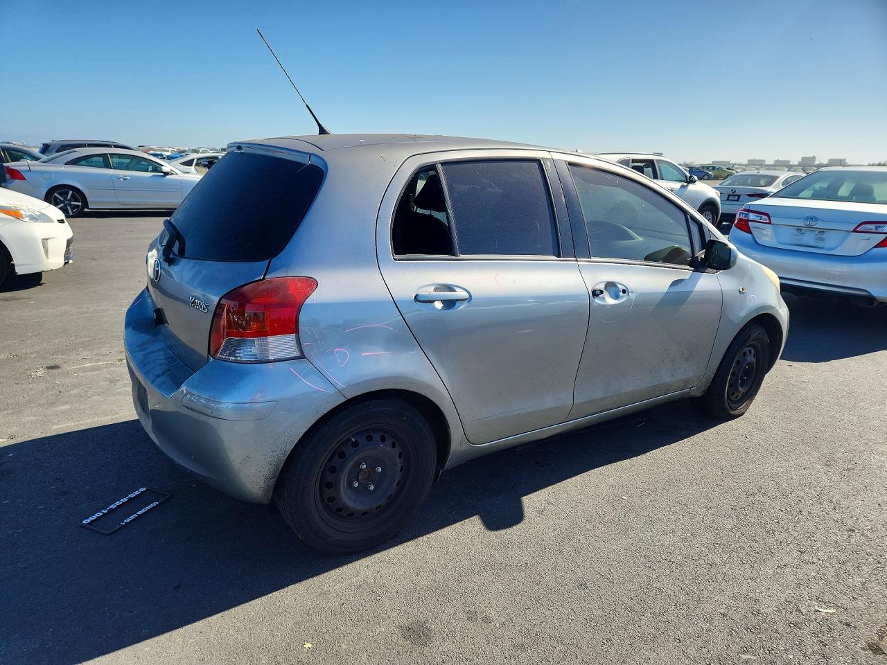 2010 Toyota Yaris Base Gray vin: JTDKT4K32A5315840