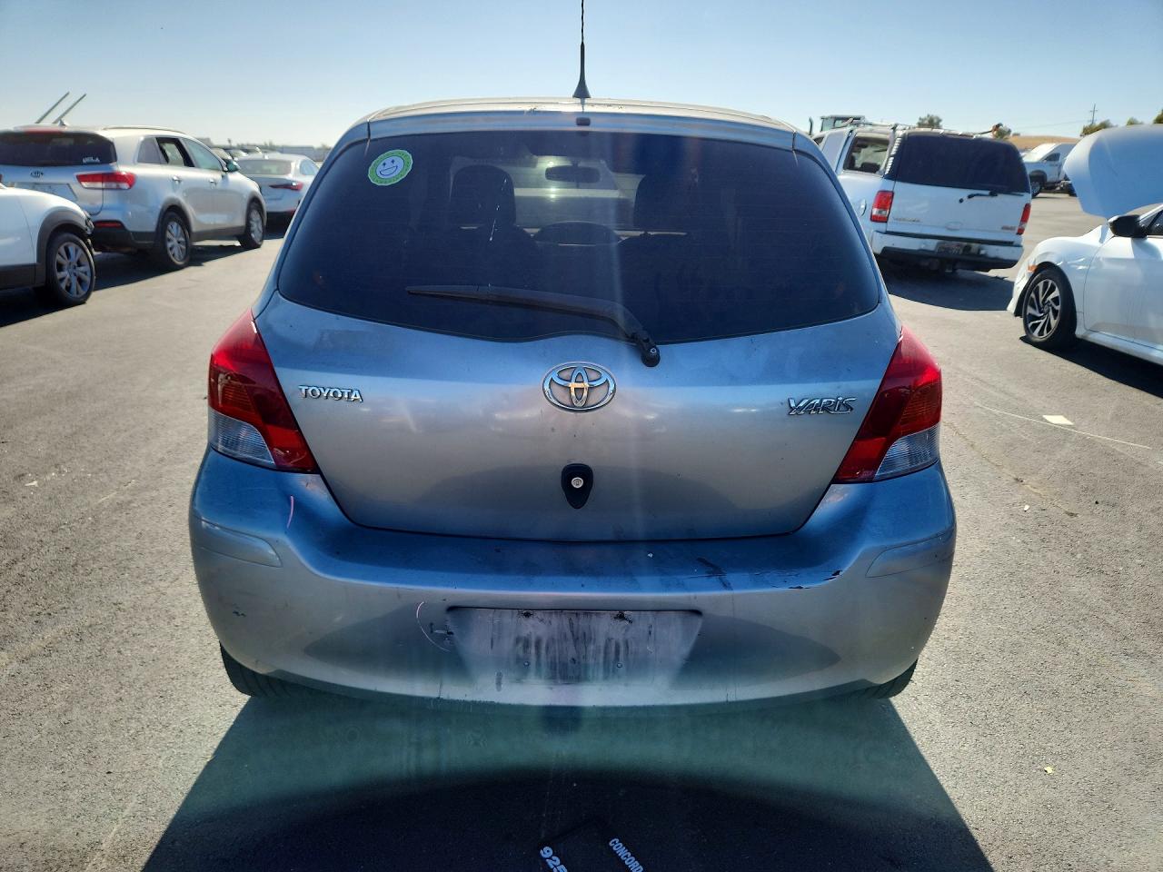 2010 Toyota Yaris Base Gray vin: JTDKT4K32A5315840