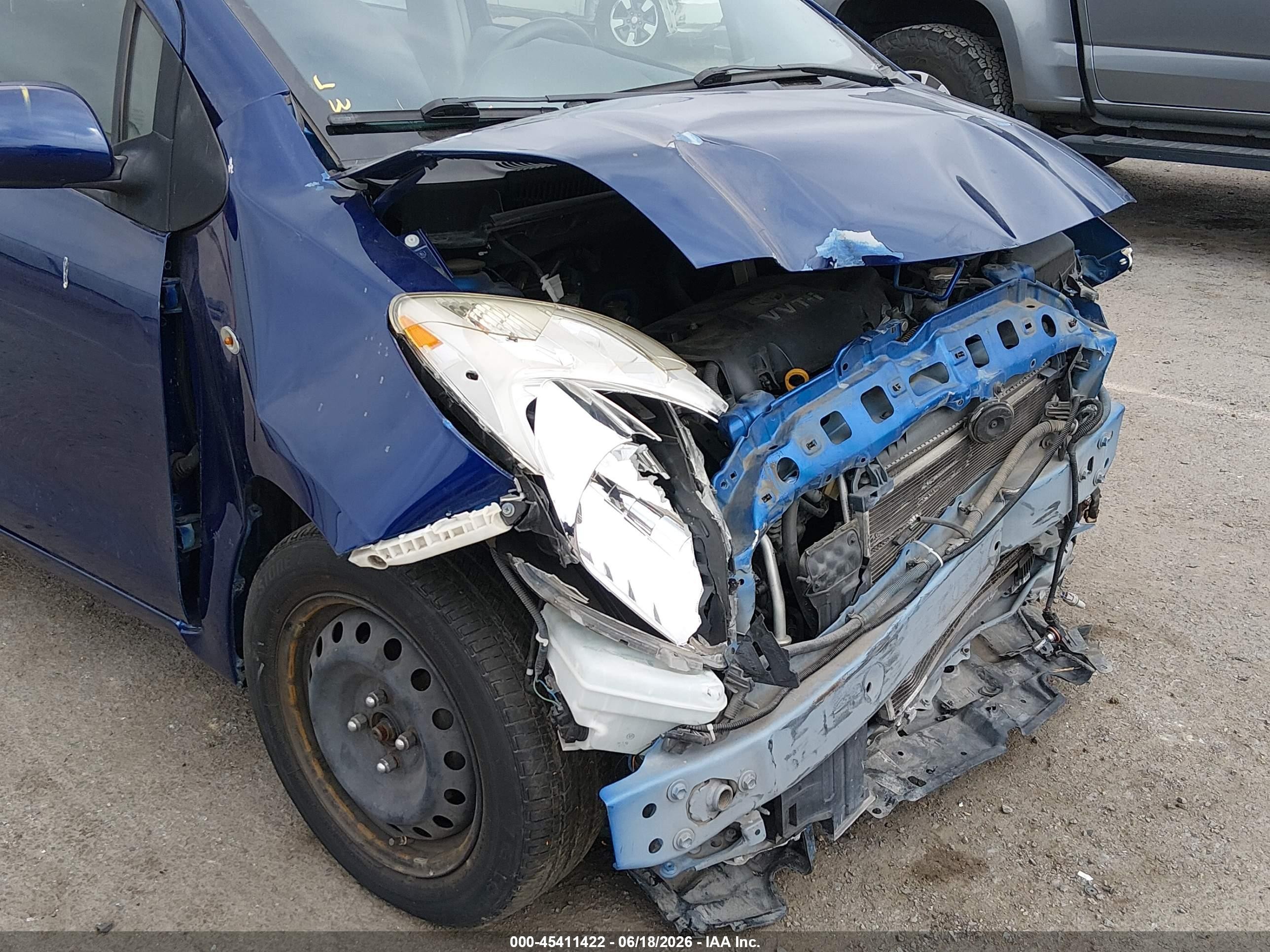 2011 Toyota Yaris   Dark Blue vin: JTDKT4K32B5336205