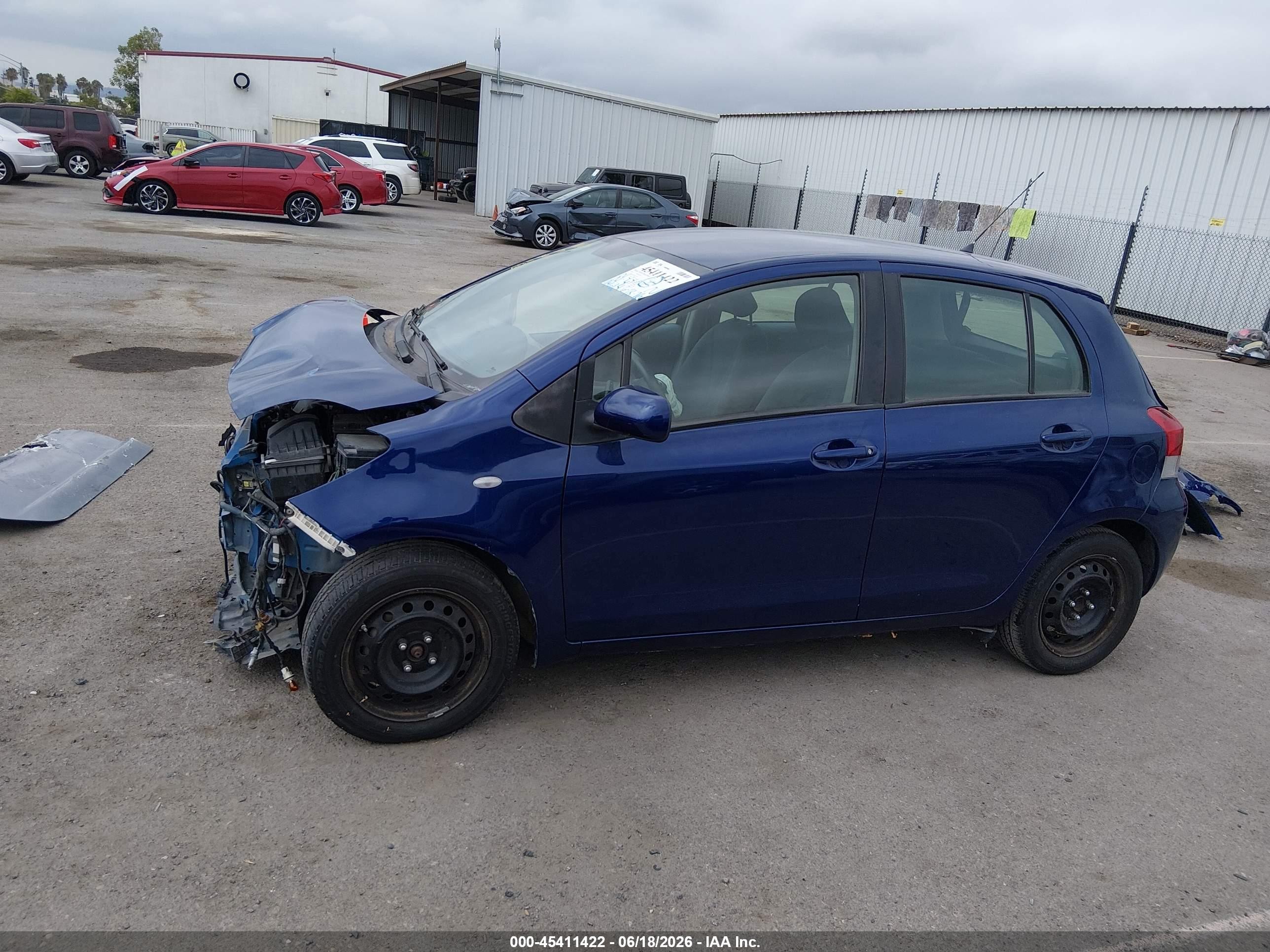 2011 Toyota Yaris   Dark Blue vin: JTDKT4K32B5336205