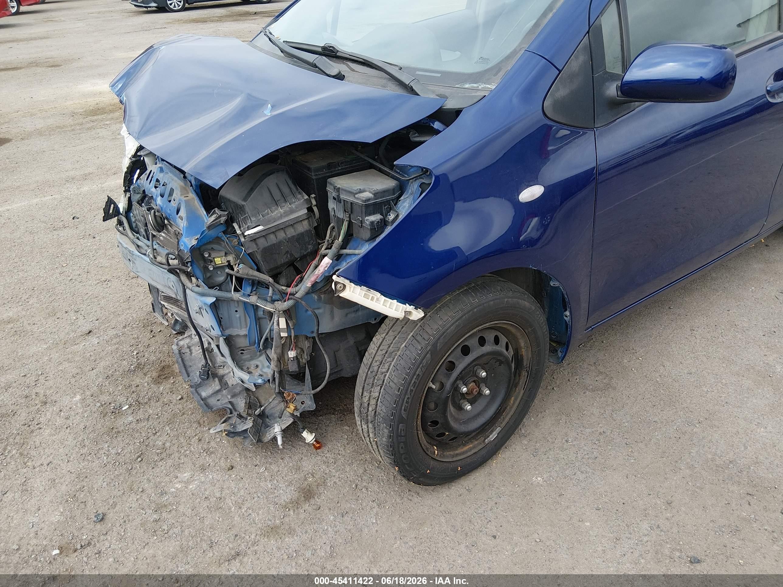 2011 Toyota Yaris   Dark Blue vin: JTDKT4K32B5336205