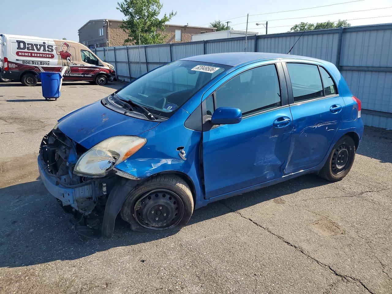 2011 Toyota Yaris Base Blue vin: JTDKT4K34B5340885