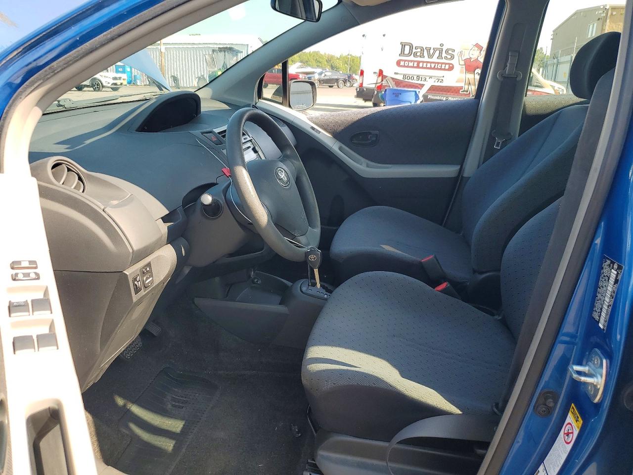 2011 Toyota Yaris Base Blue vin: JTDKT4K34B5340885