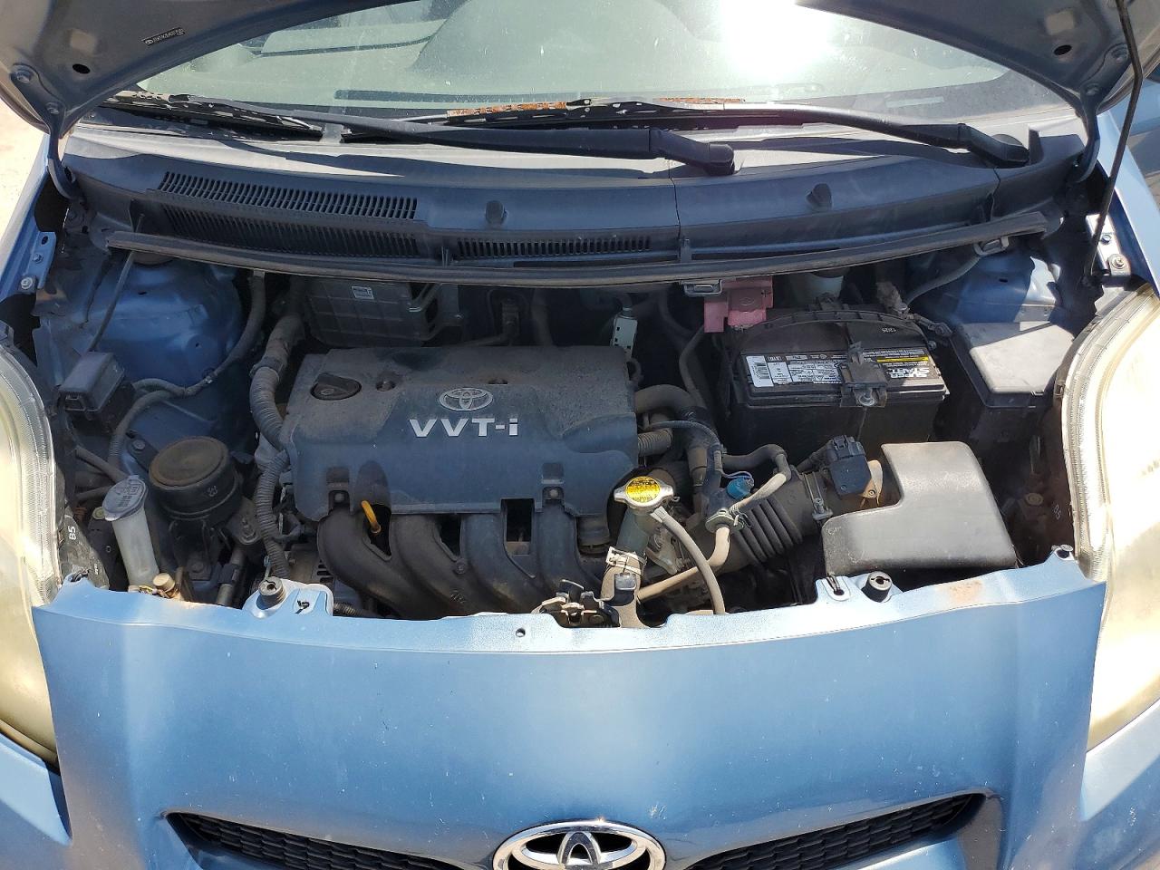 2010 Toyota Yaris Base Blue vin: JTDKT4K35A5317520