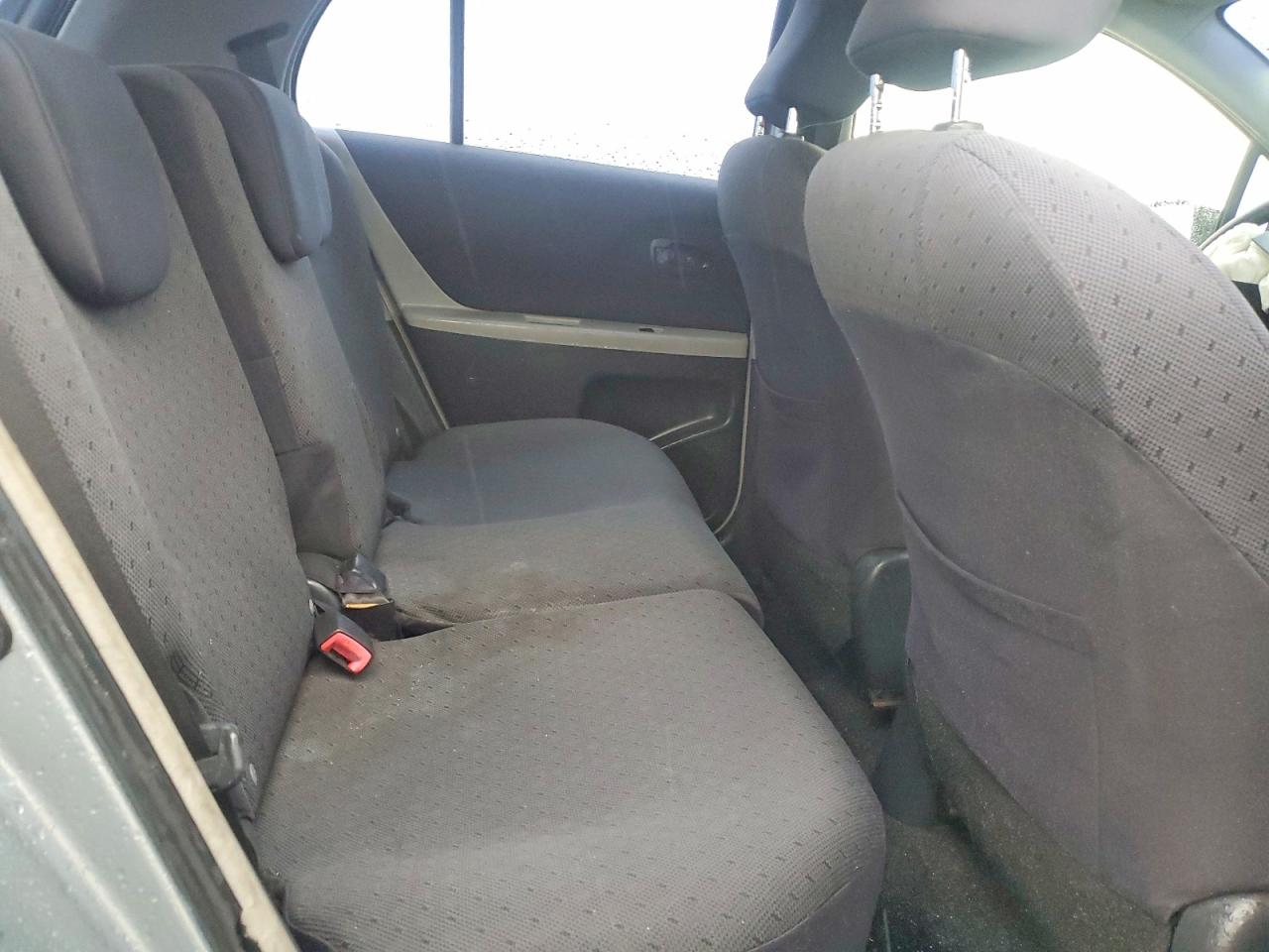 2010 Toyota Yaris Base Silver vin: JTDKT4K35A5321776