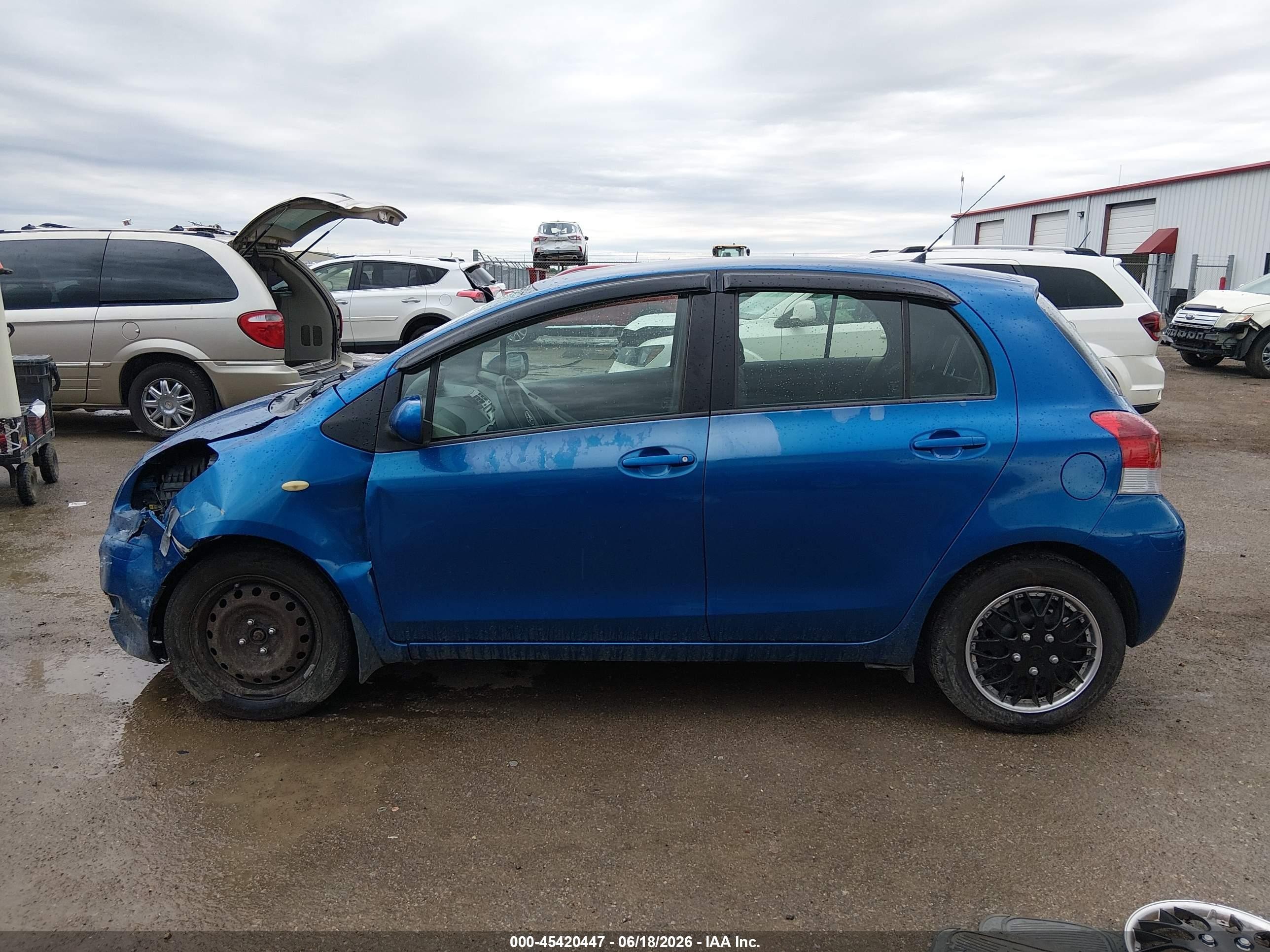 2010 Toyota Yaris   Blue vin: JTDKT4K36A5291641