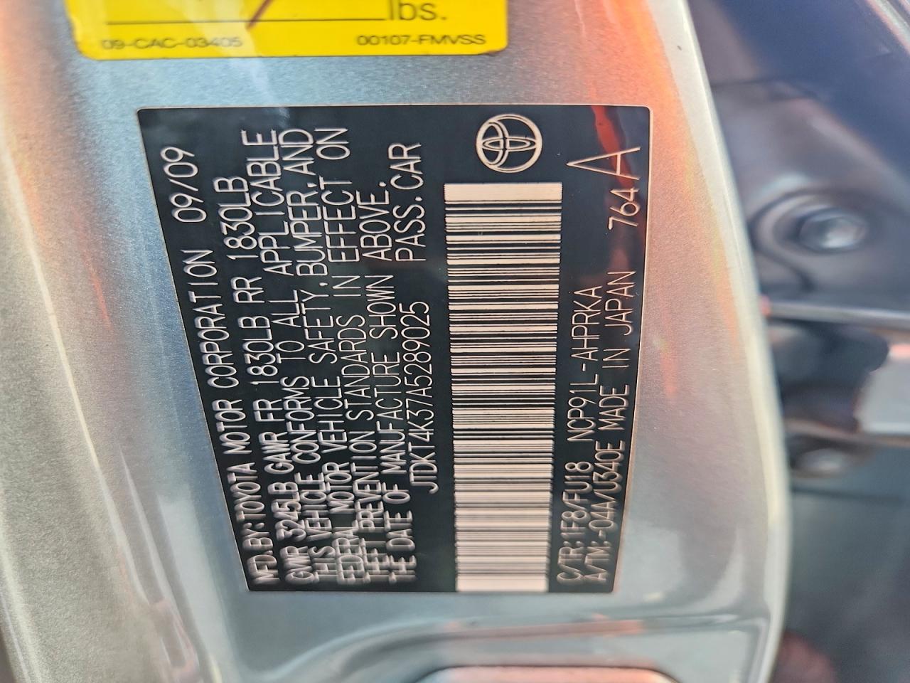 2010 Toyota Yaris Base Gray vin: JTDKT4K37A5289025