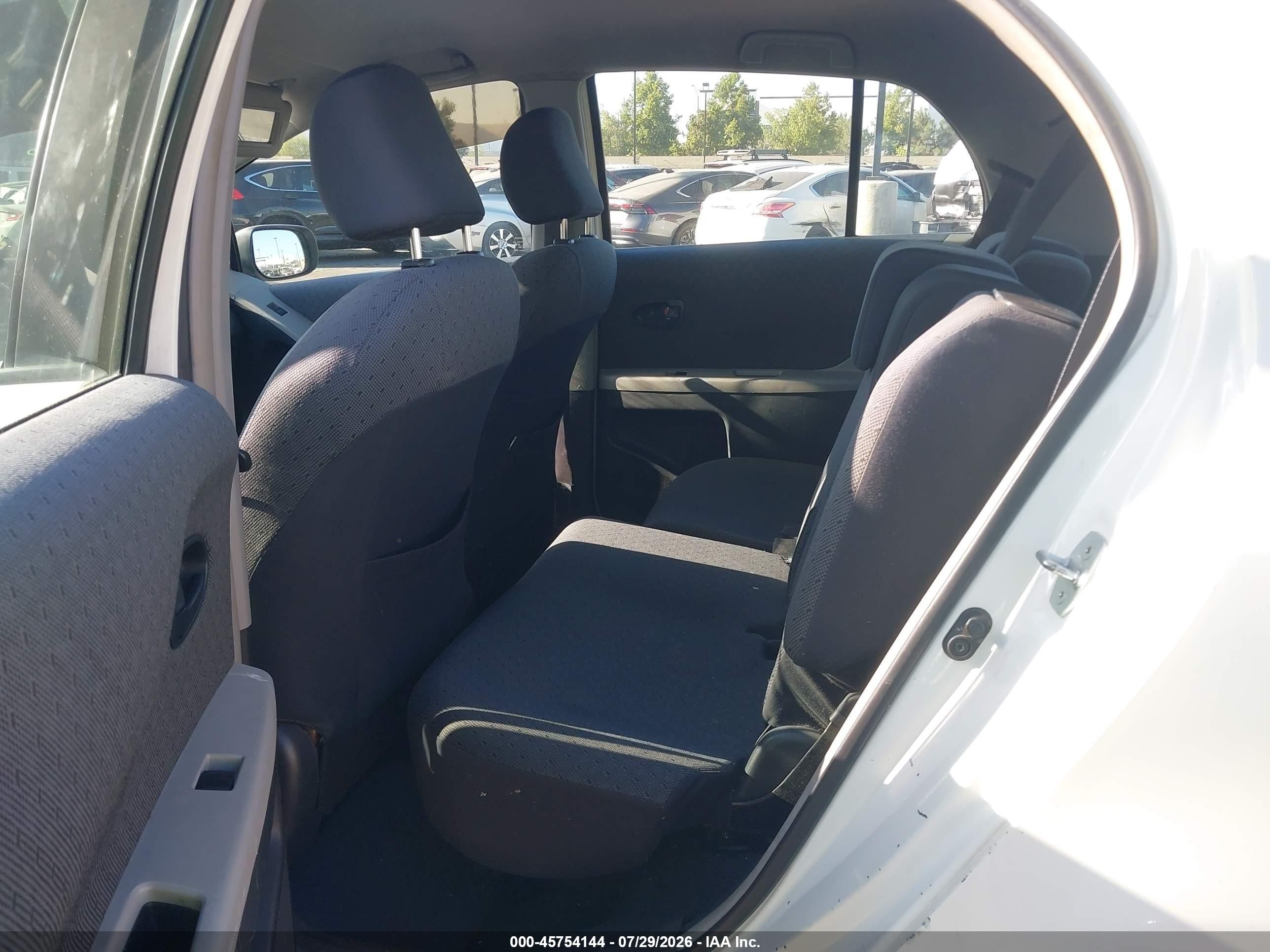 2010 Toyota Yaris   White vin: JTDKT4K37A5321973