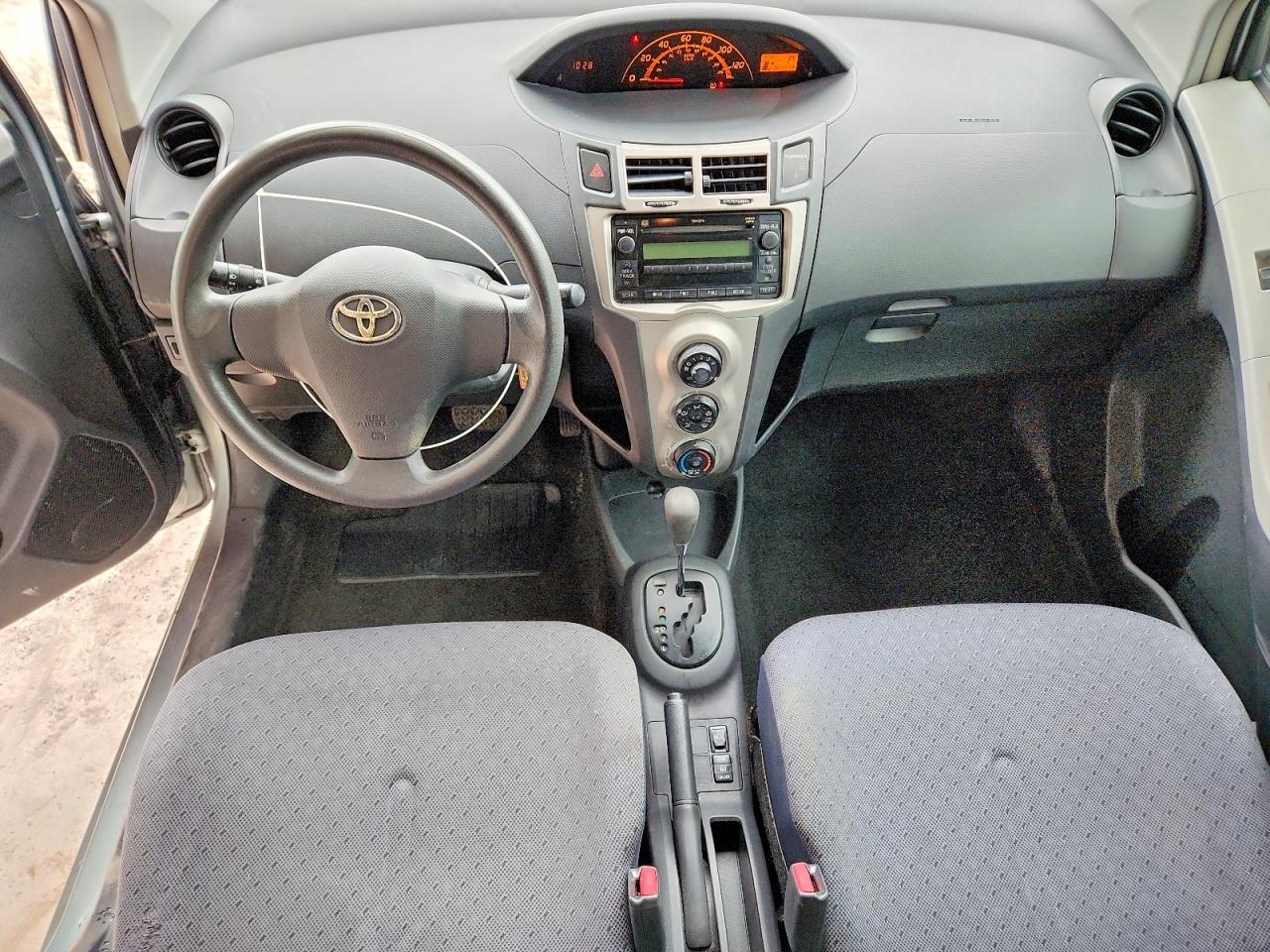2010 Toyota Yaris Base Silver vin: JTDKT4K38A5283489
