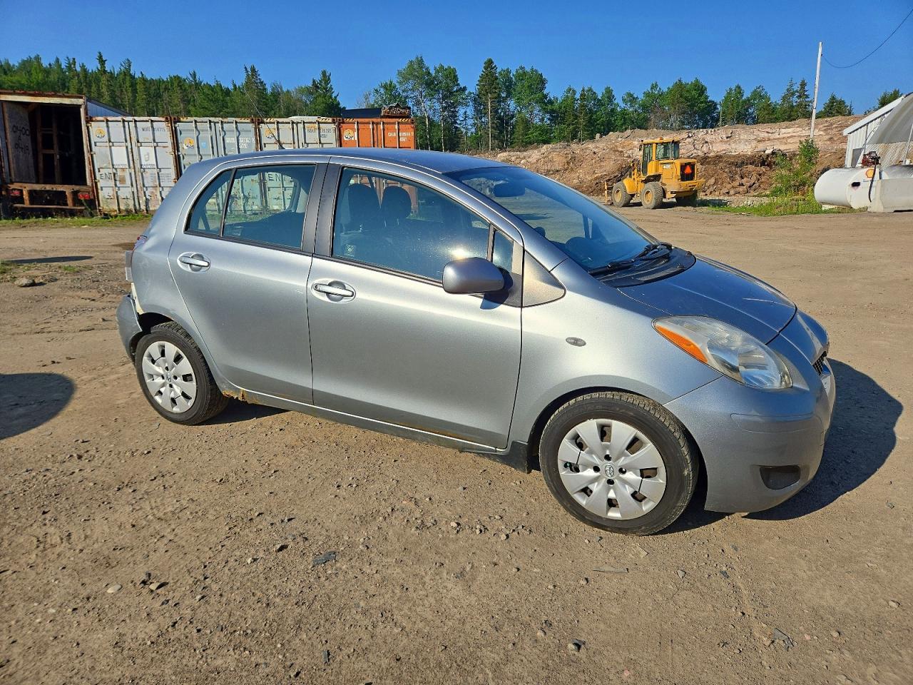2011 Toyota Yaris Base Gray vin: JTDKT4K39B5334144