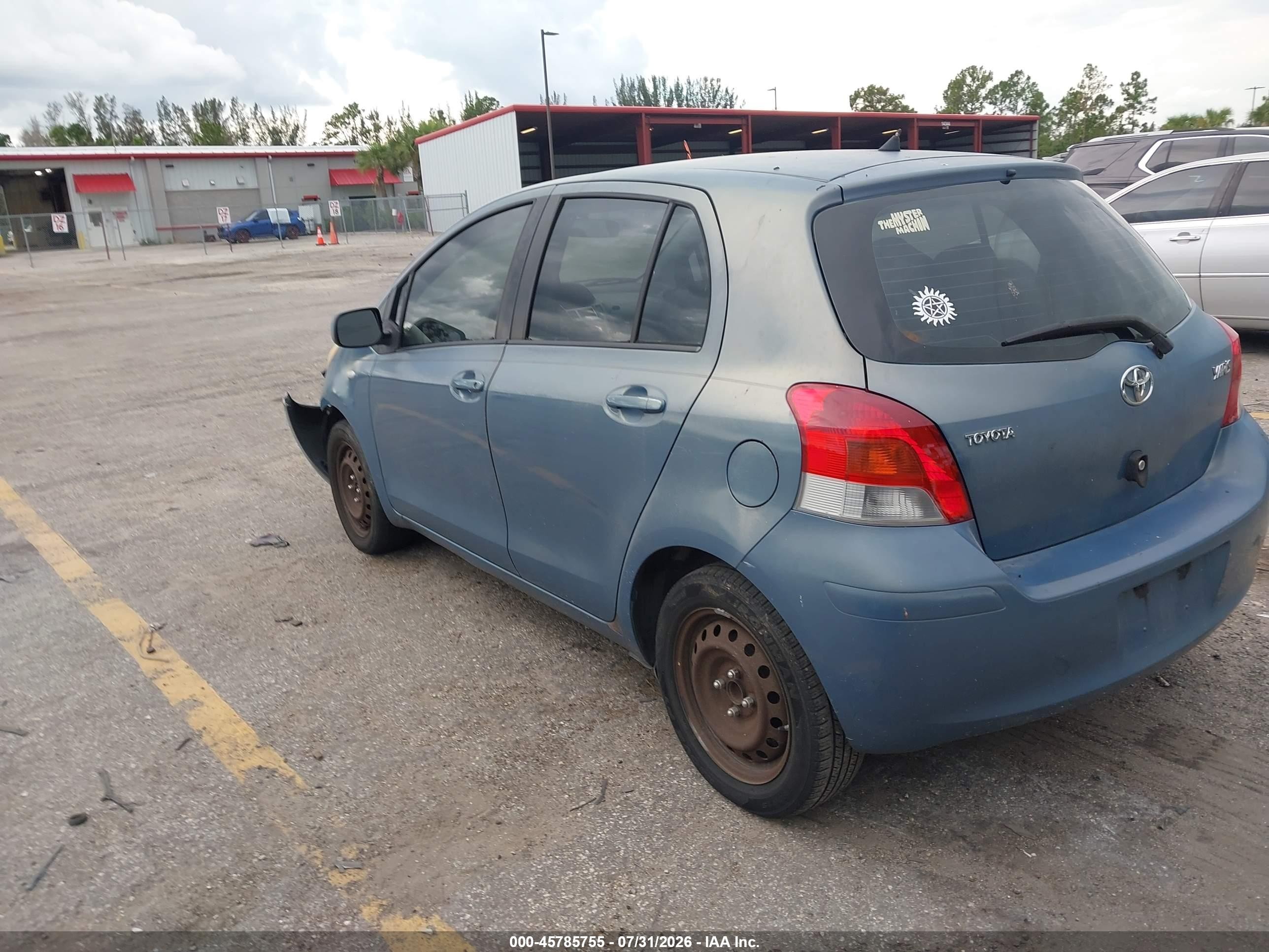 2009 Toyota Yaris   Navy vin: JTDKT903095257139