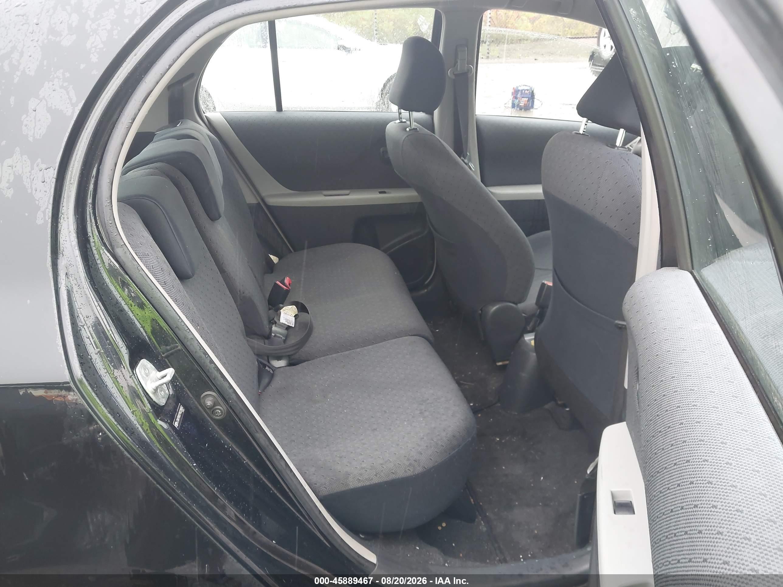 2009 Toyota Yaris   Black vin: JTDKT903795228852