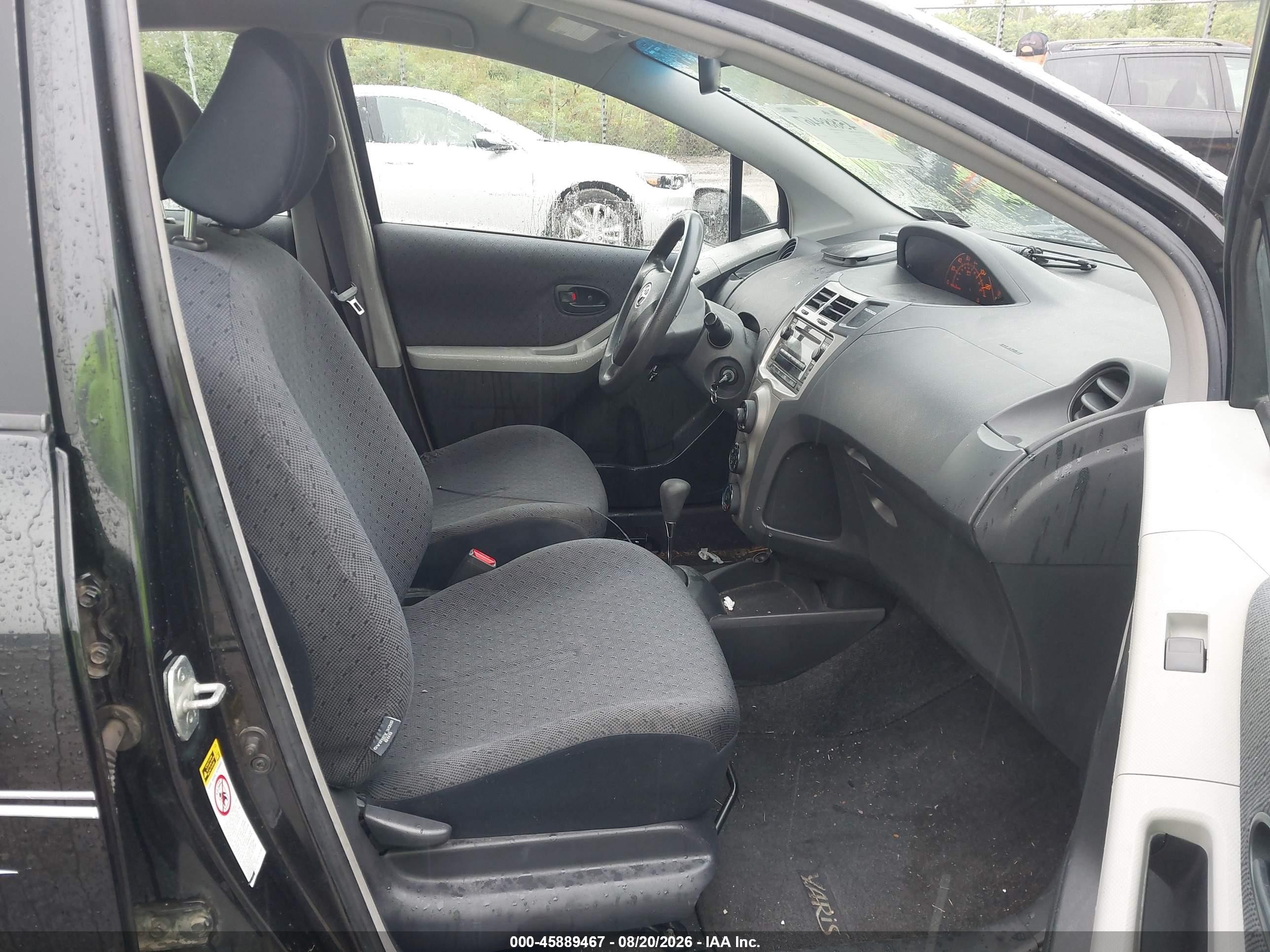 2009 Toyota Yaris   Black vin: JTDKT903795228852