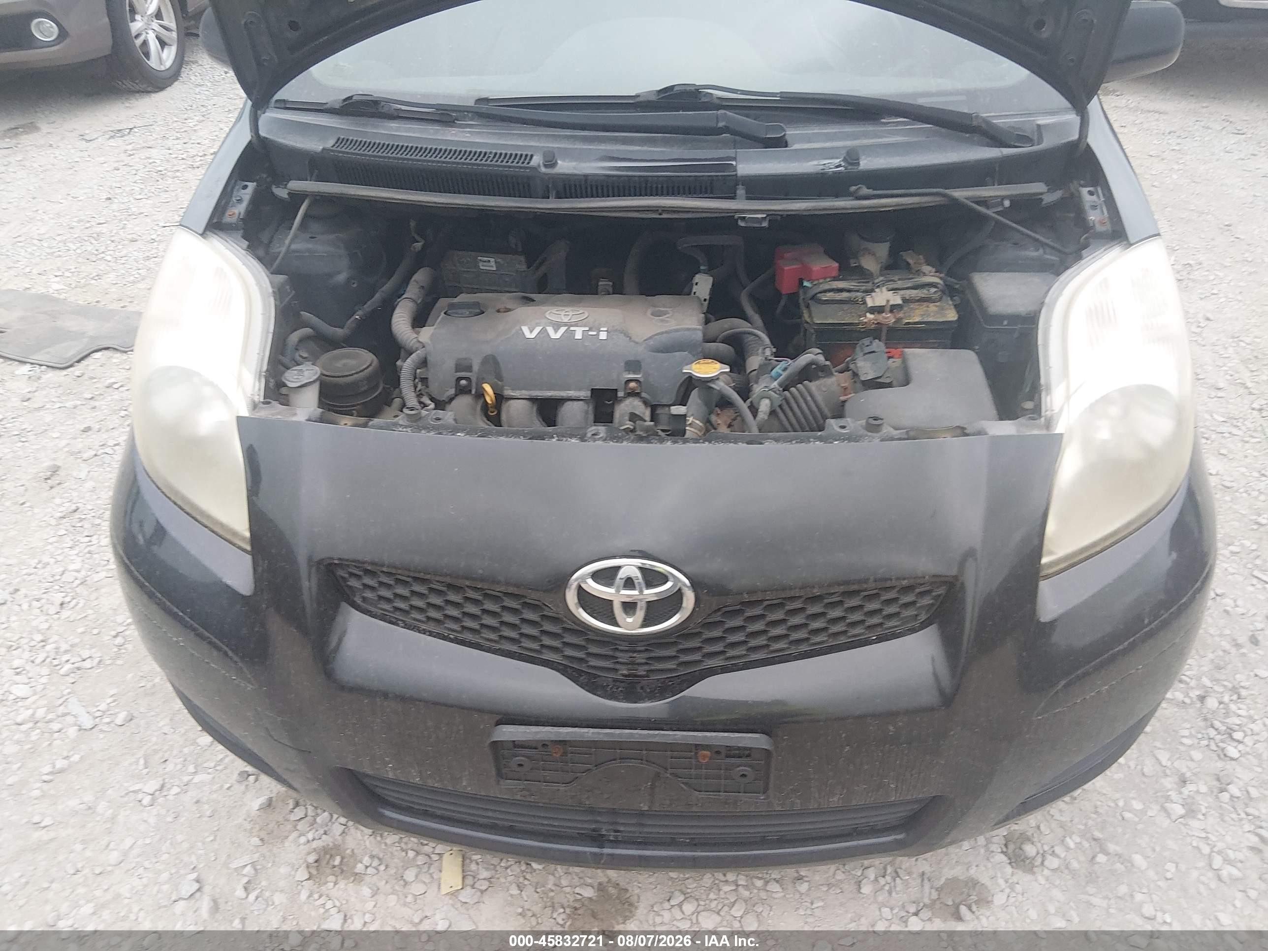 2009 Toyota Yaris Black vin: JTDKT903995230294