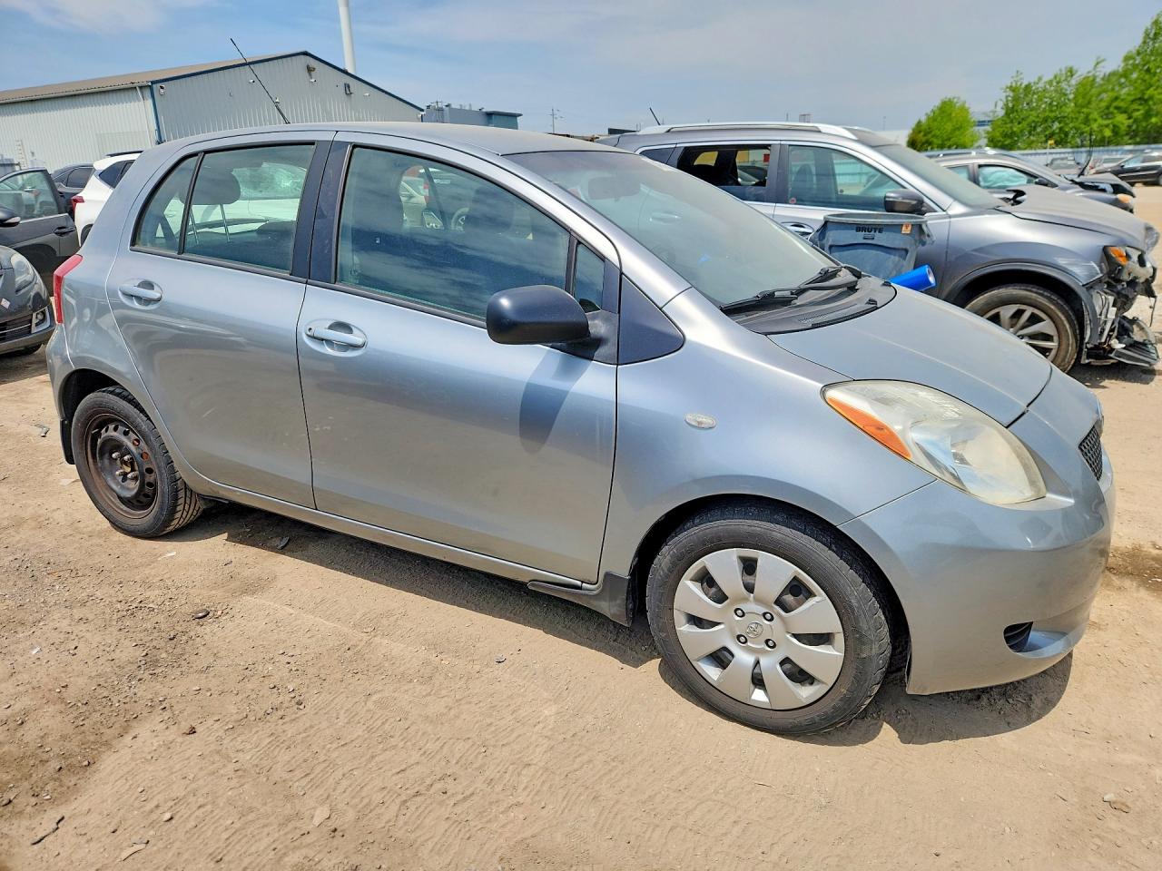 2008 Toyota Yaris Серебряный vin: JTDKT923085160096