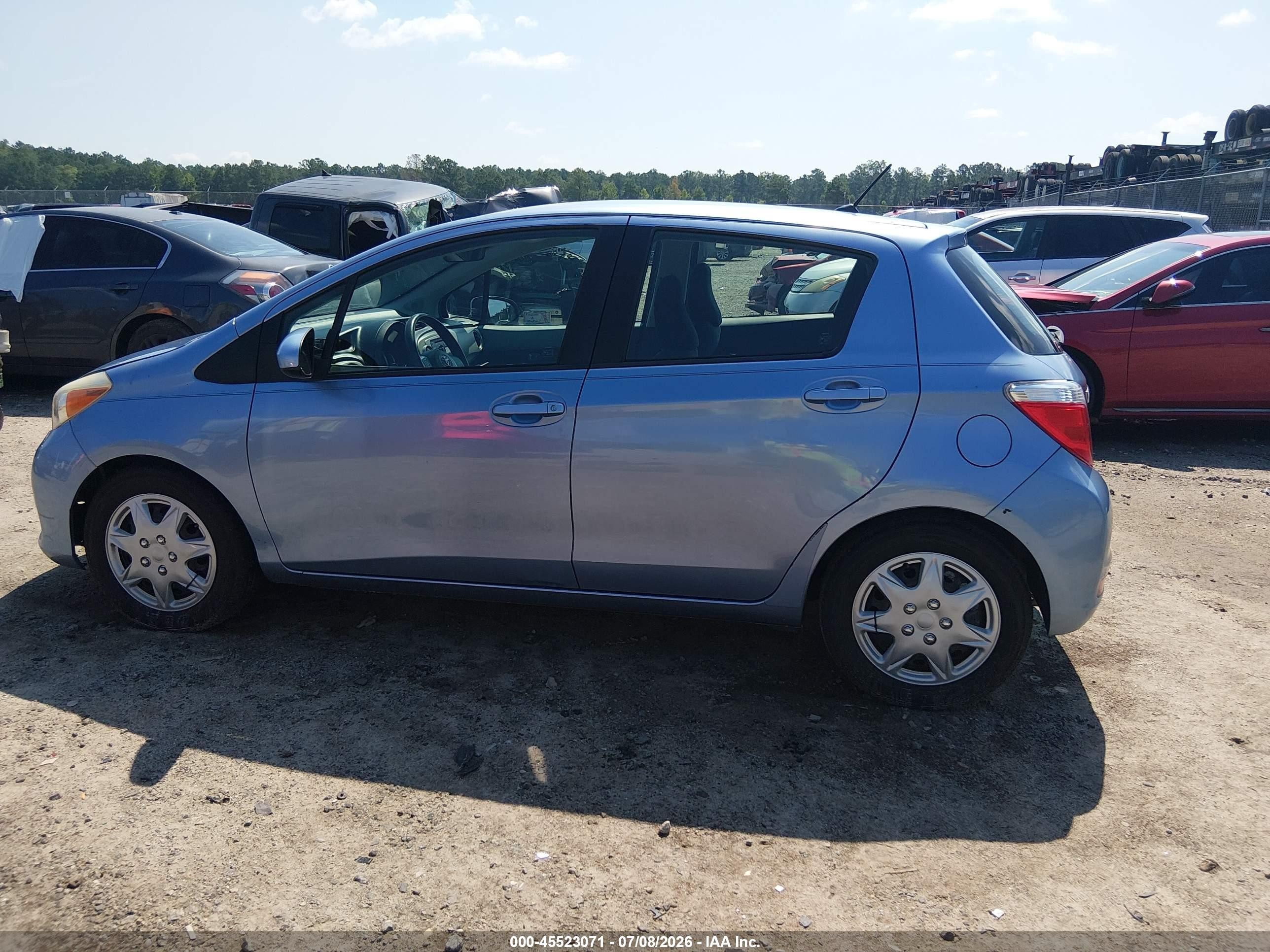 2012 Toyota Yaris Le Light Blue vin: JTDKTUD30CD500846