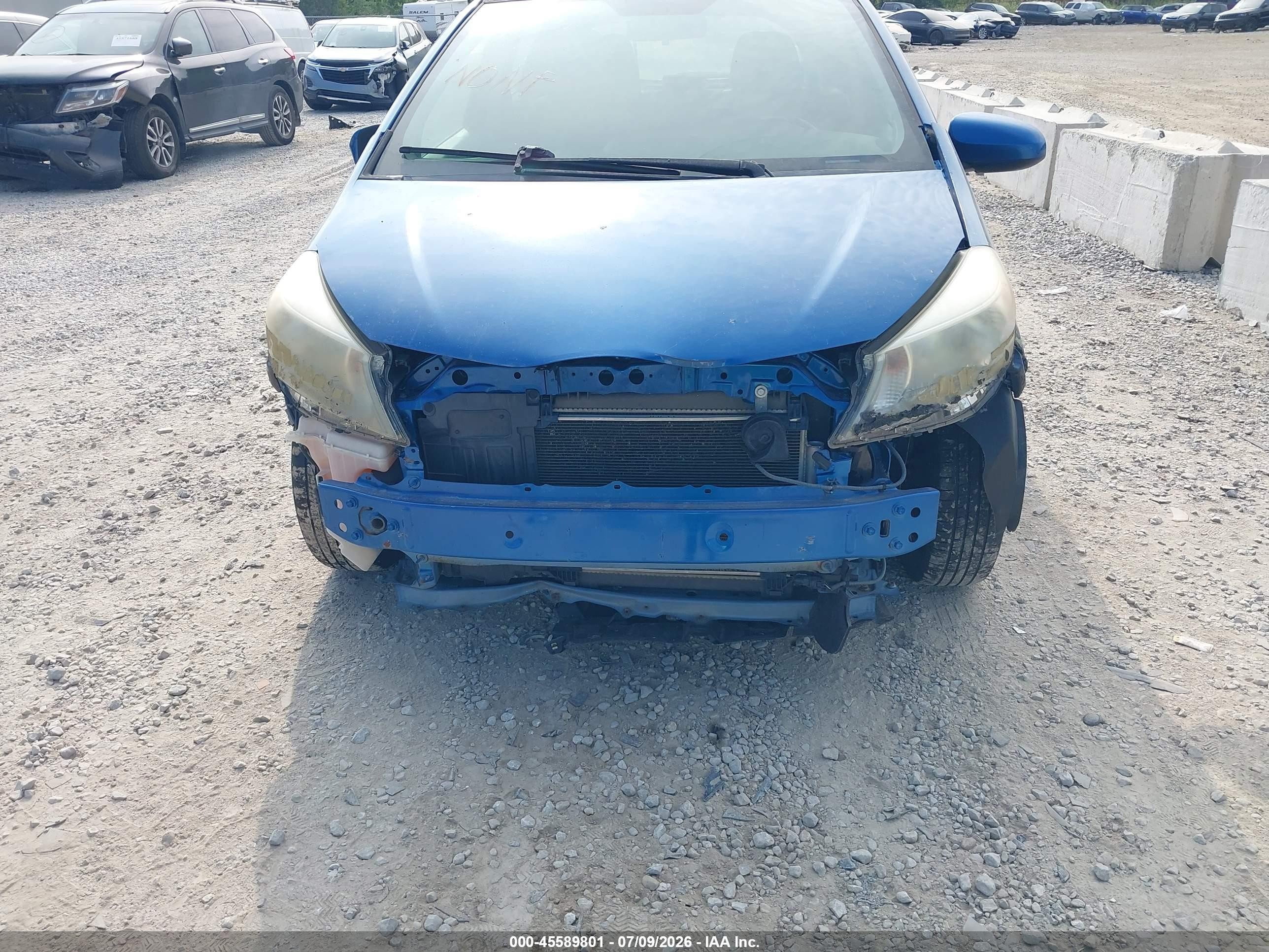 2012 Toyota Yaris Le Blue vin: JTDKTUD30CD509868