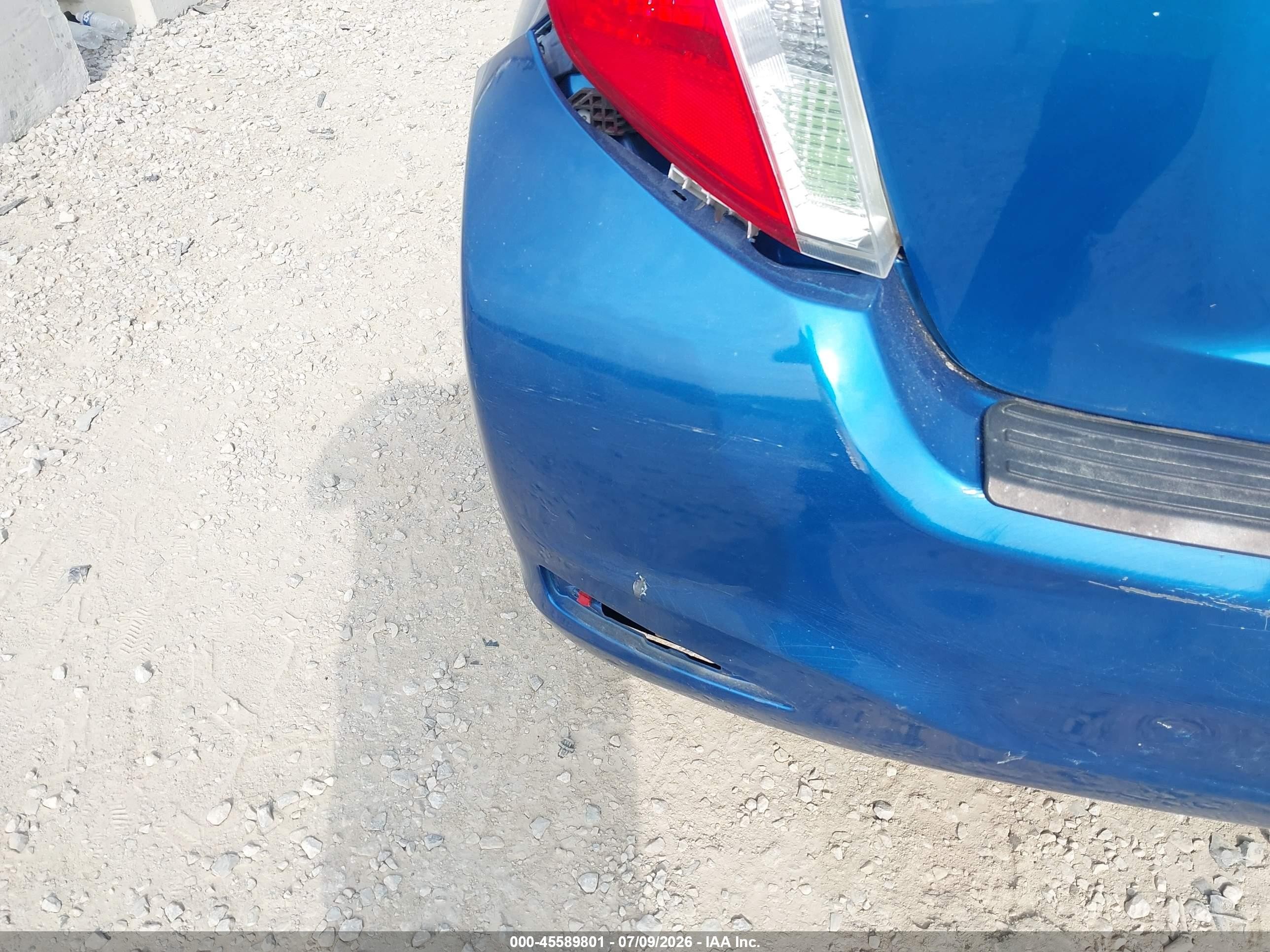 2012 Toyota Yaris Le Blue vin: JTDKTUD30CD509868