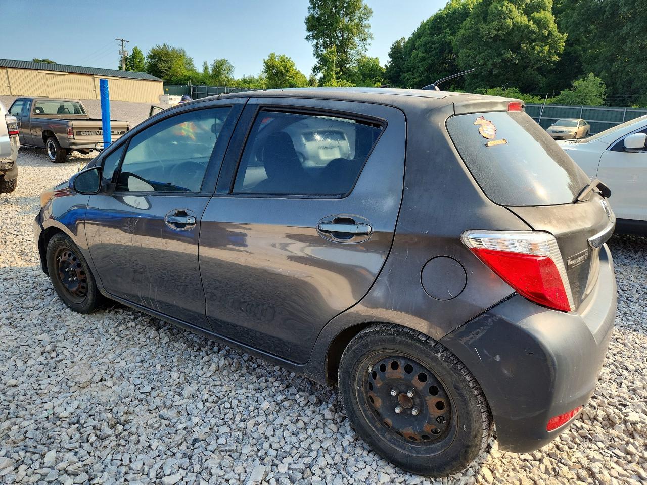 2012 Toyota Yaris 5-door Le Серый vin: JTDKTUD30CD524211