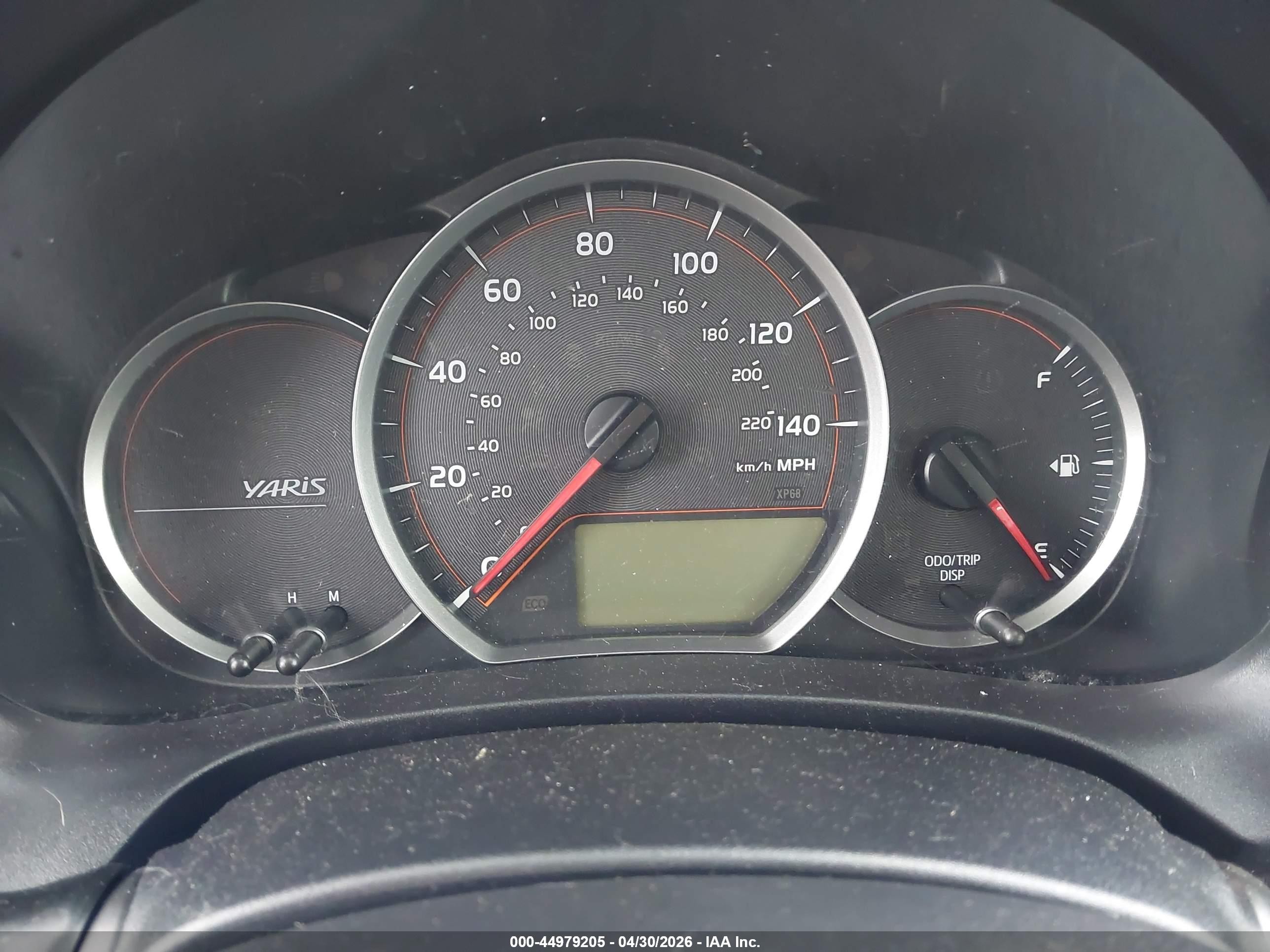 2012 Toyota Yaris Le Серебряный vin: JTDKTUD30CD527206