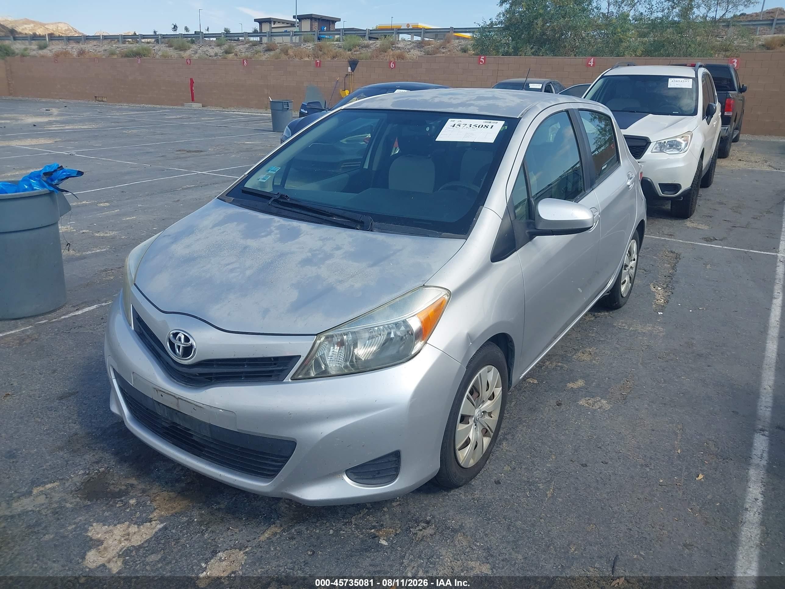 2012 Toyota Yaris Le Silver vin: JTDKTUD30CD531739