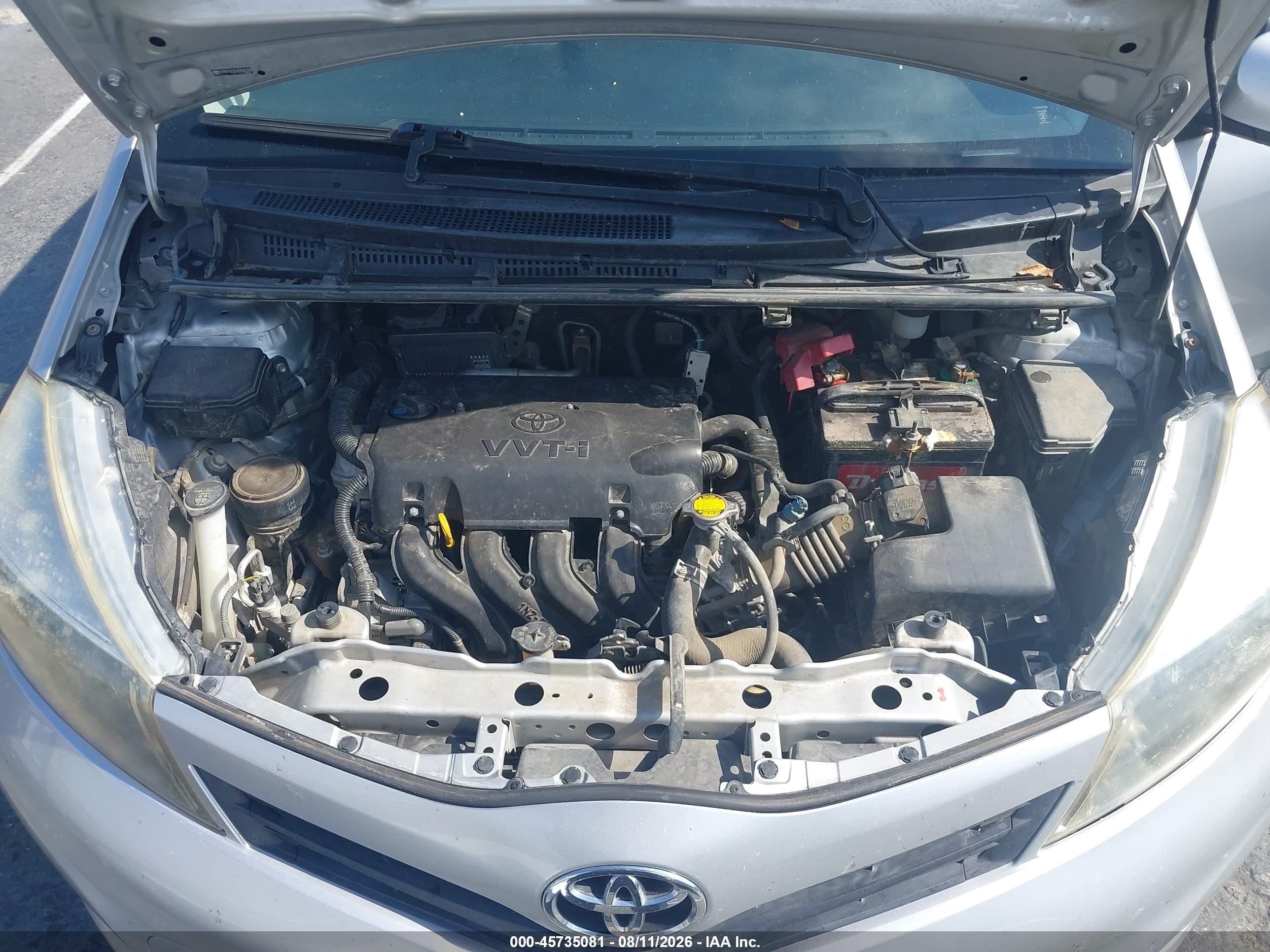2012 Toyota Yaris Le Silver vin: JTDKTUD30CD531739