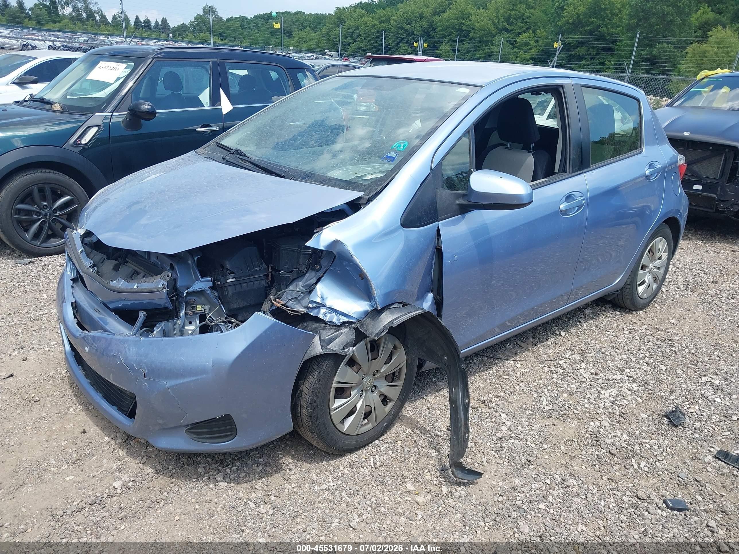 2012 Toyota Yaris Le Blue vin: JTDKTUD30CD539162