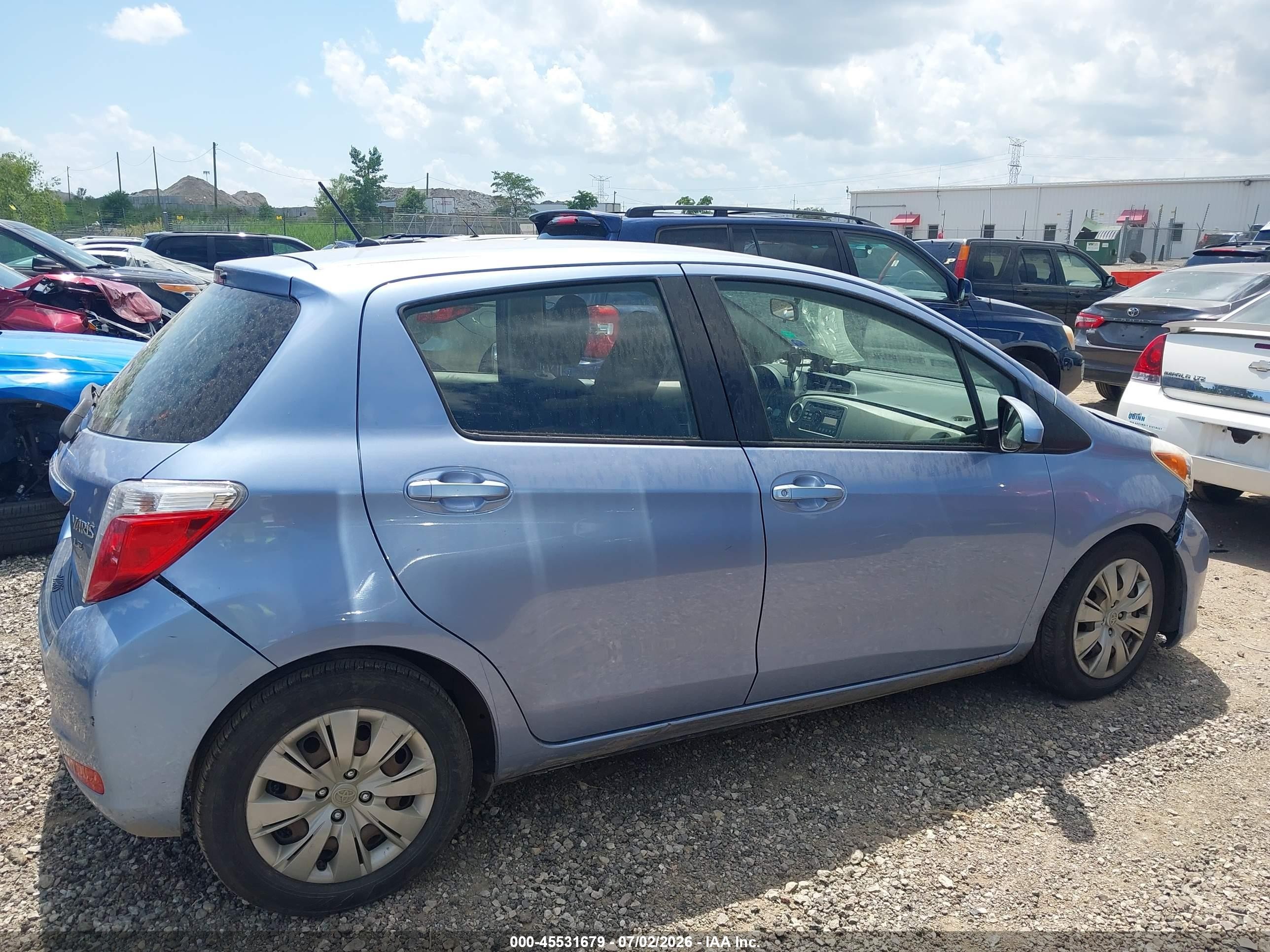 2012 Toyota Yaris Le Blue vin: JTDKTUD30CD539162