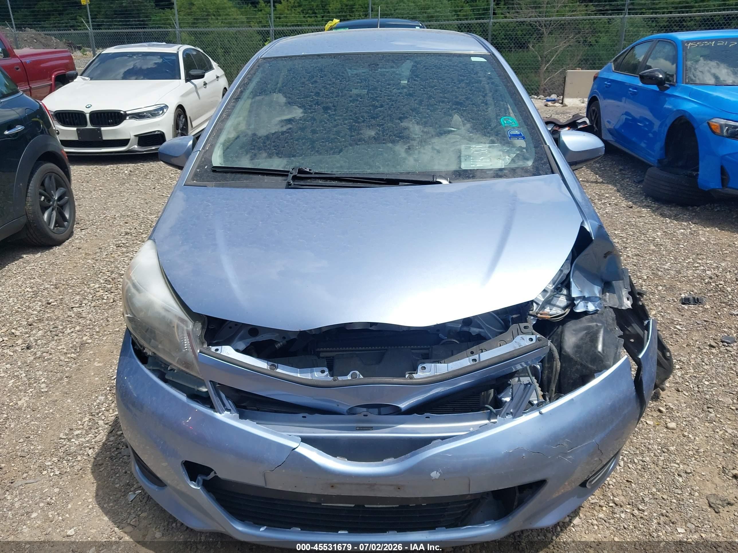 2012 Toyota Yaris Le Blue vin: JTDKTUD30CD539162