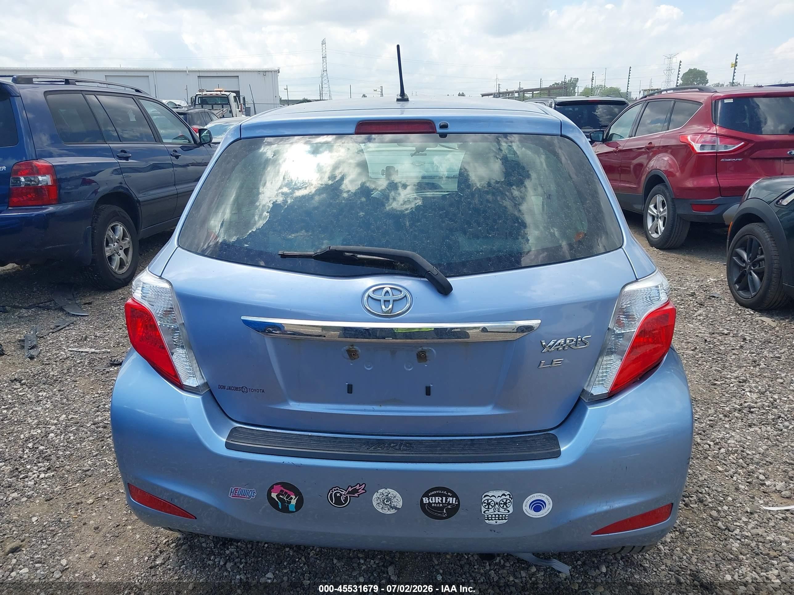 2012 Toyota Yaris Le Blue vin: JTDKTUD30CD539162