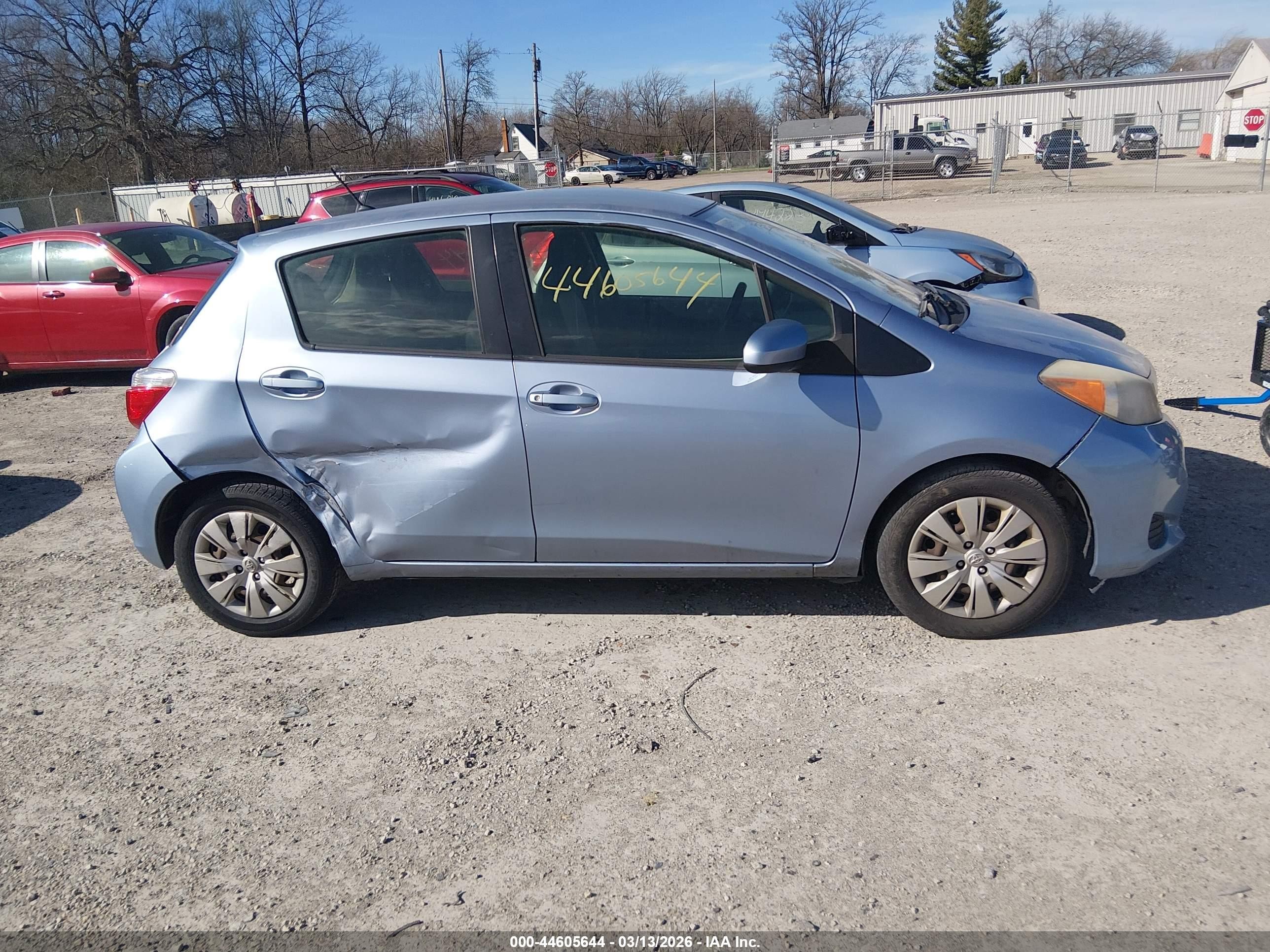 2013 Toyota Yaris L Light Blue vin: JTDKTUD30DD551412