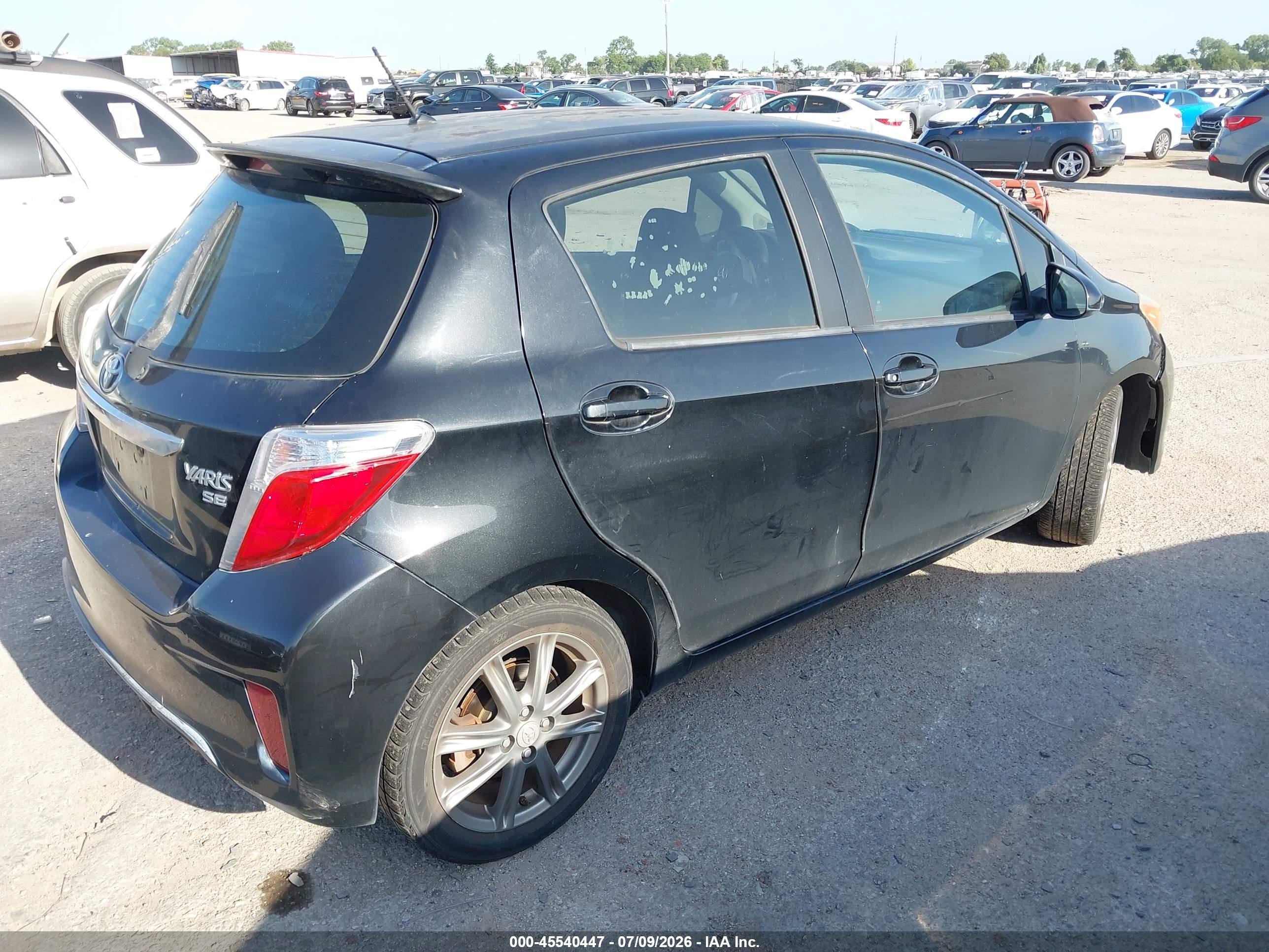 2013 Toyota Yaris Se Black vin: JTDKTUD30DD551457