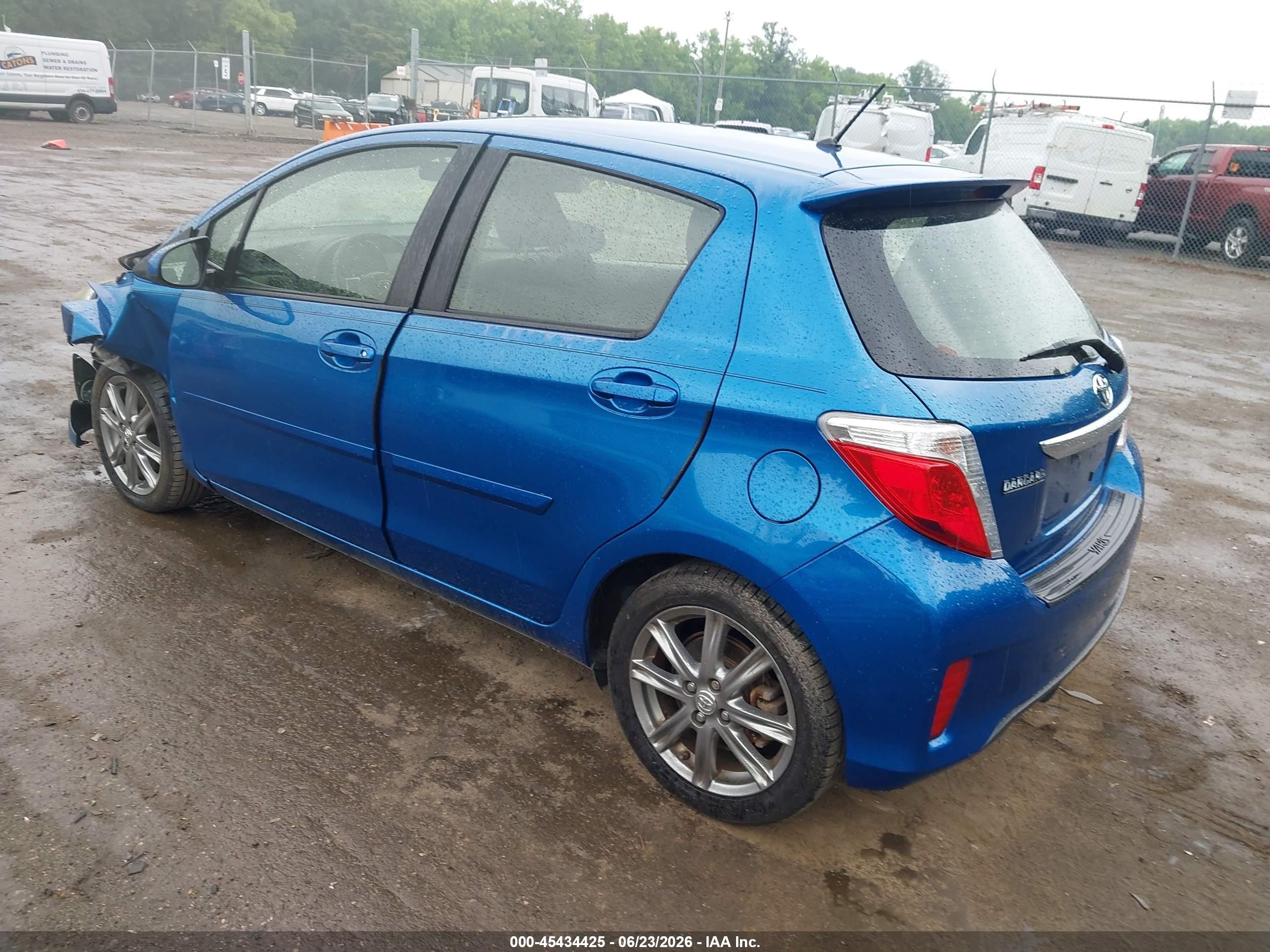 2013 Toyota Yaris   Blue vin: JTDKTUD30DD571479