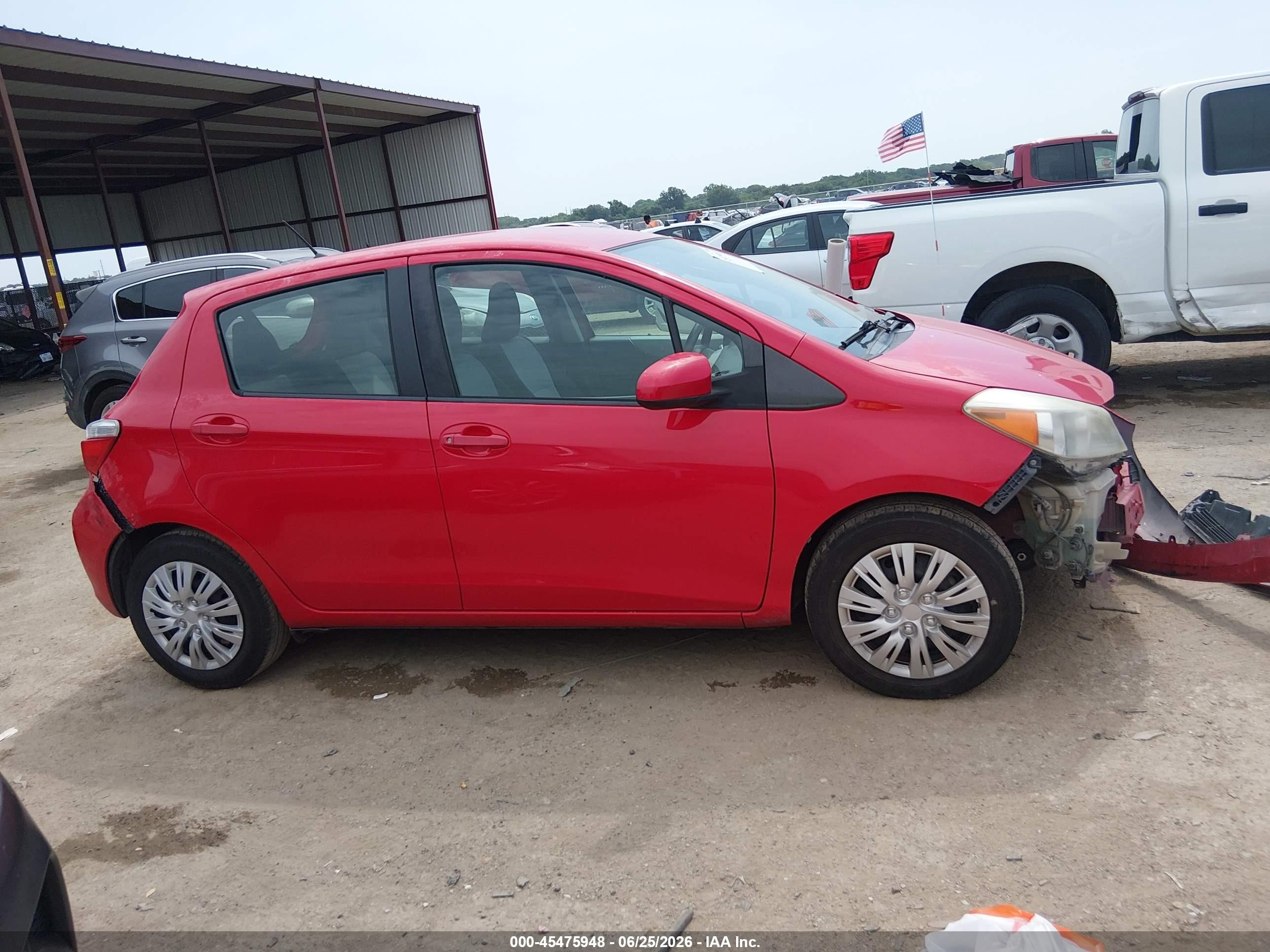 2012 Toyota Yaris L Красный vin: JTDKTUD31CD508678