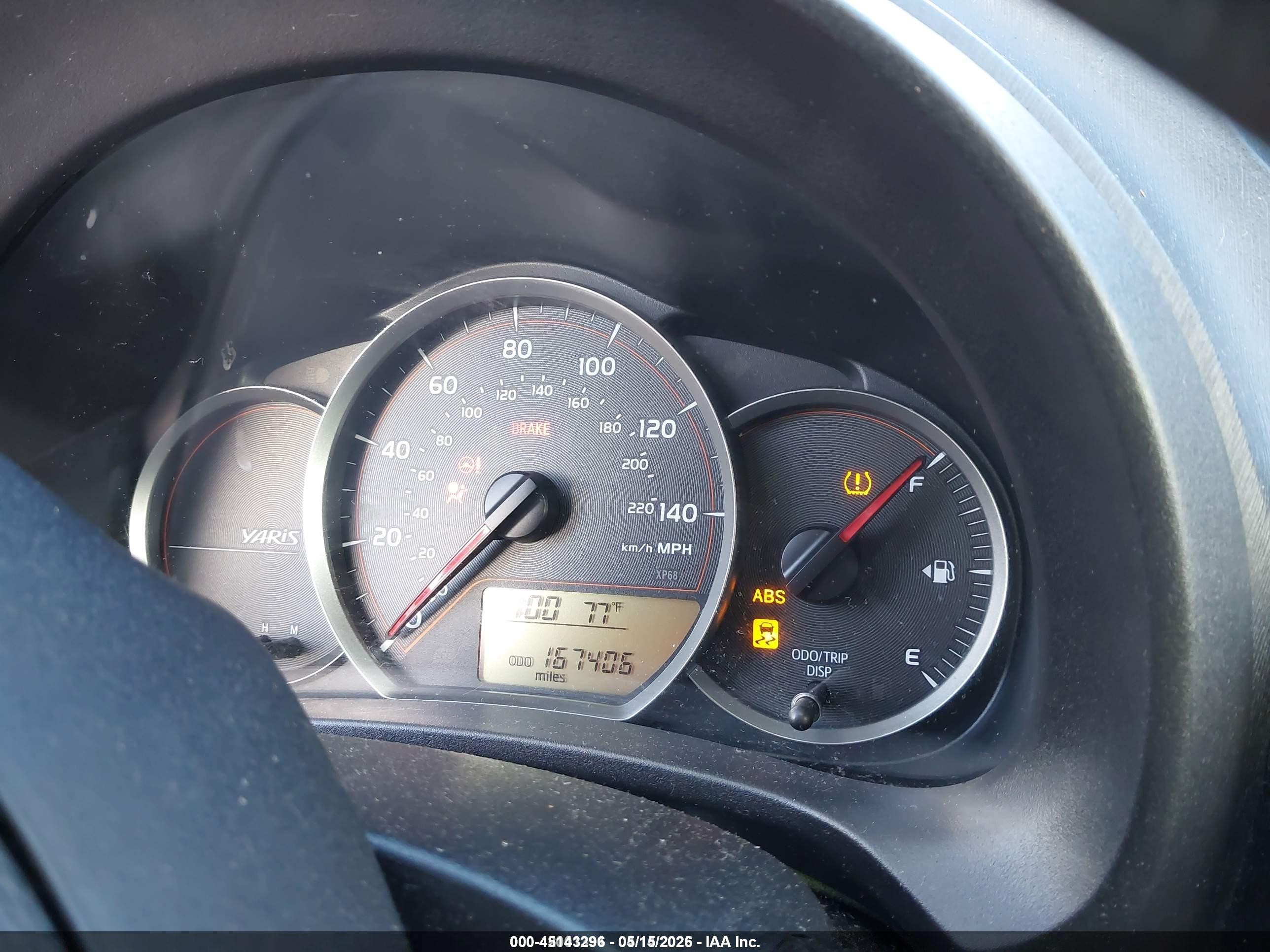 2012 Toyota Yaris L Silver vin: JTDKTUD31CD528249