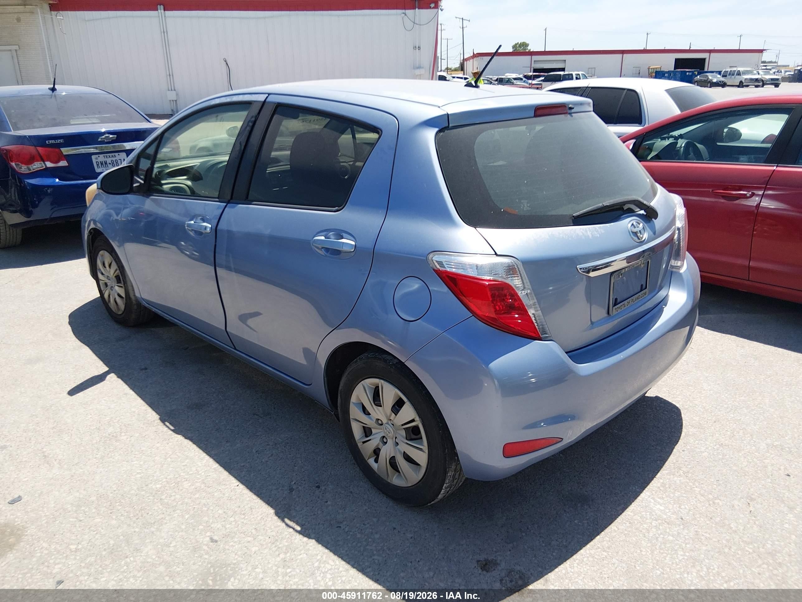 2013 Toyota Yaris Le Blue vin: JTDKTUD31DD553363