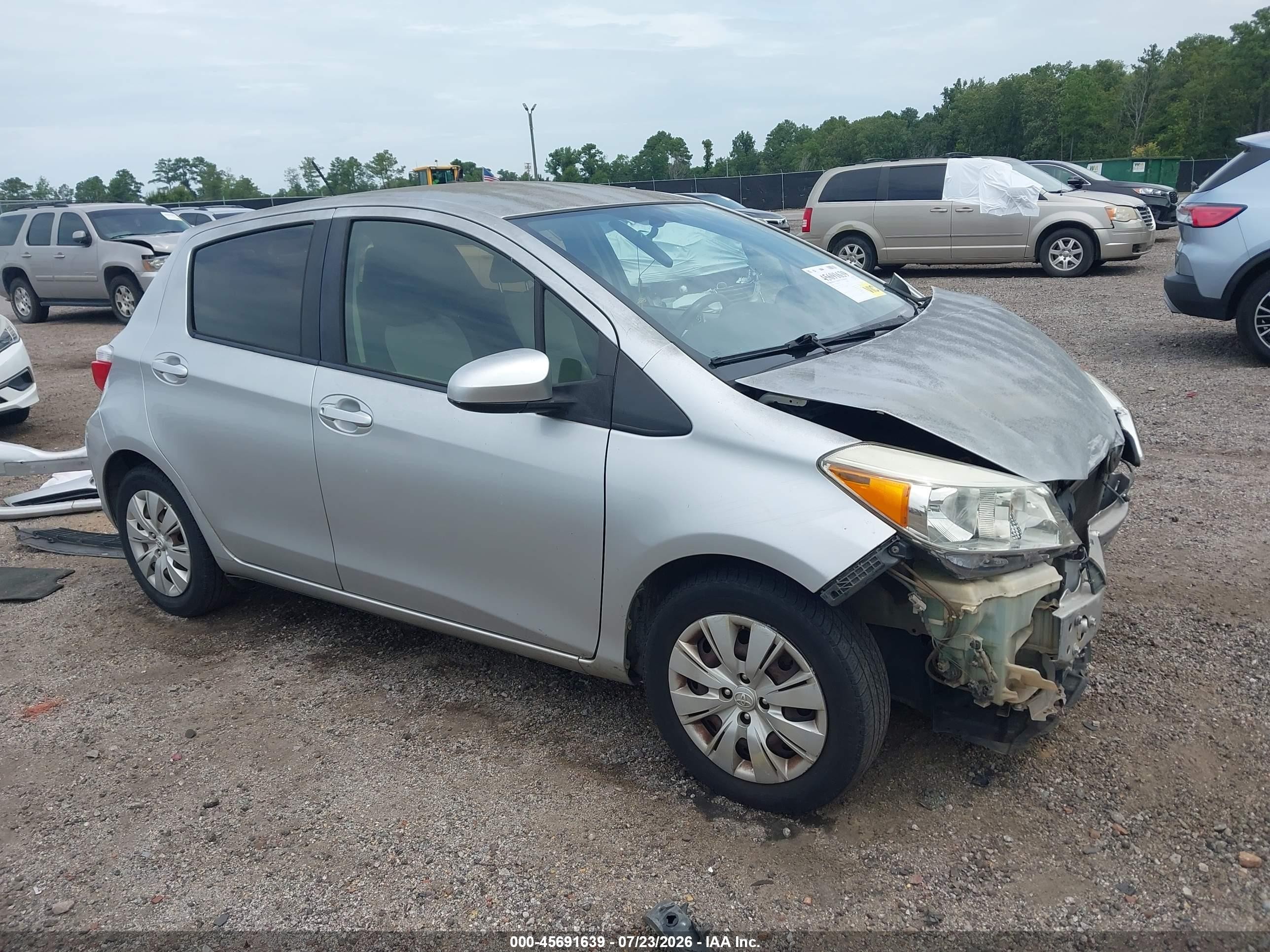 2014 Toyota Yaris Le (tmc/cbu Plant) Silver vin: JTDKTUD31ED577180
