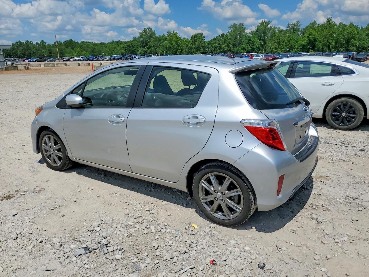 2014 Toyota Yaris 3d Silver vin: JTDKTUD31ED593024