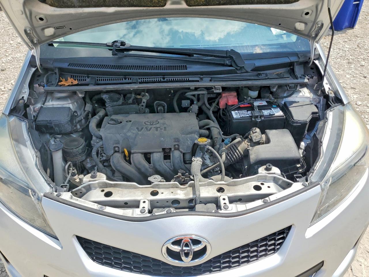 2014 Toyota Yaris 3d Silver vin: JTDKTUD31ED593024