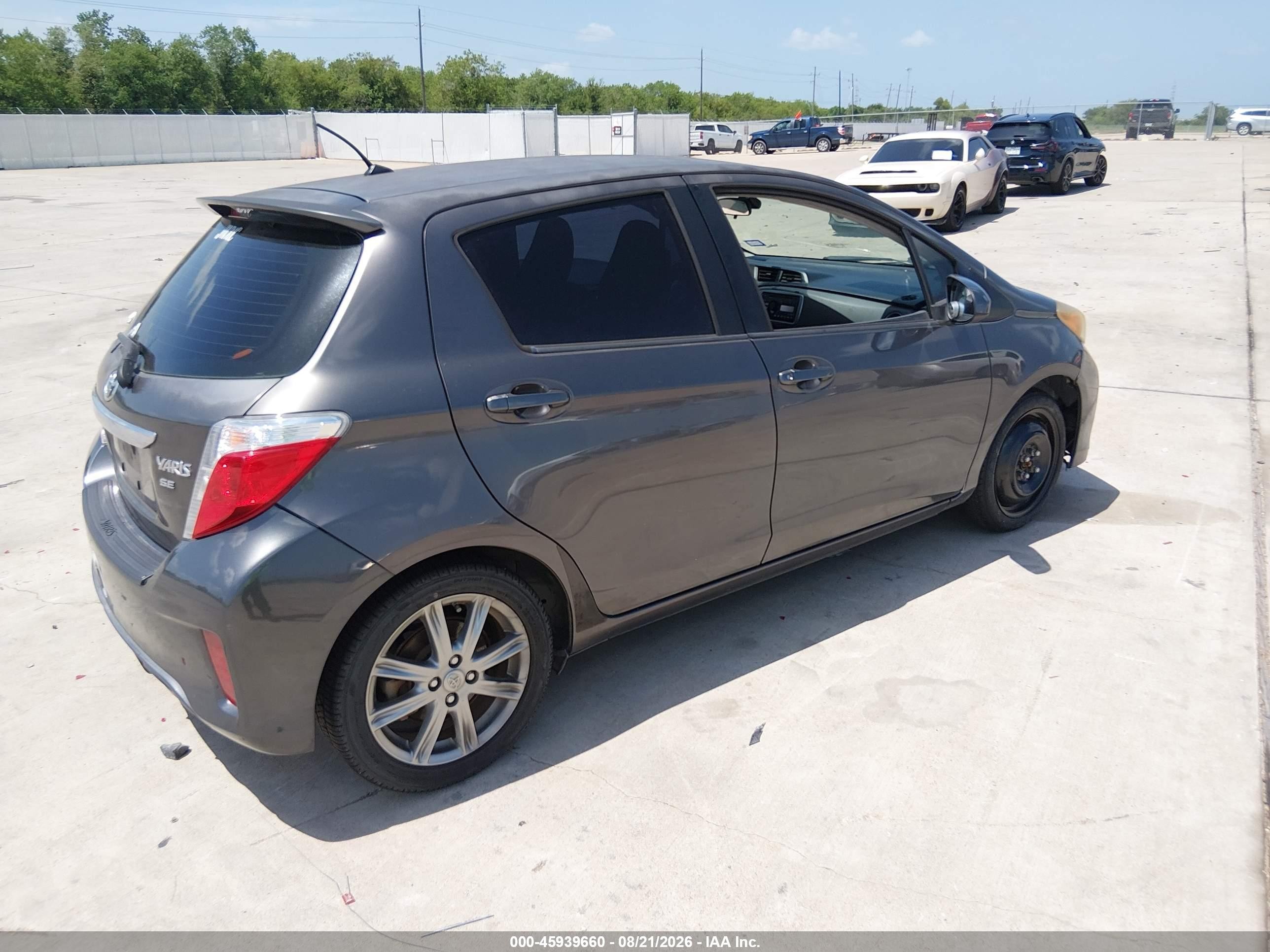 2012 Toyota Yaris Se Gray vin: JTDKTUD32CD510343