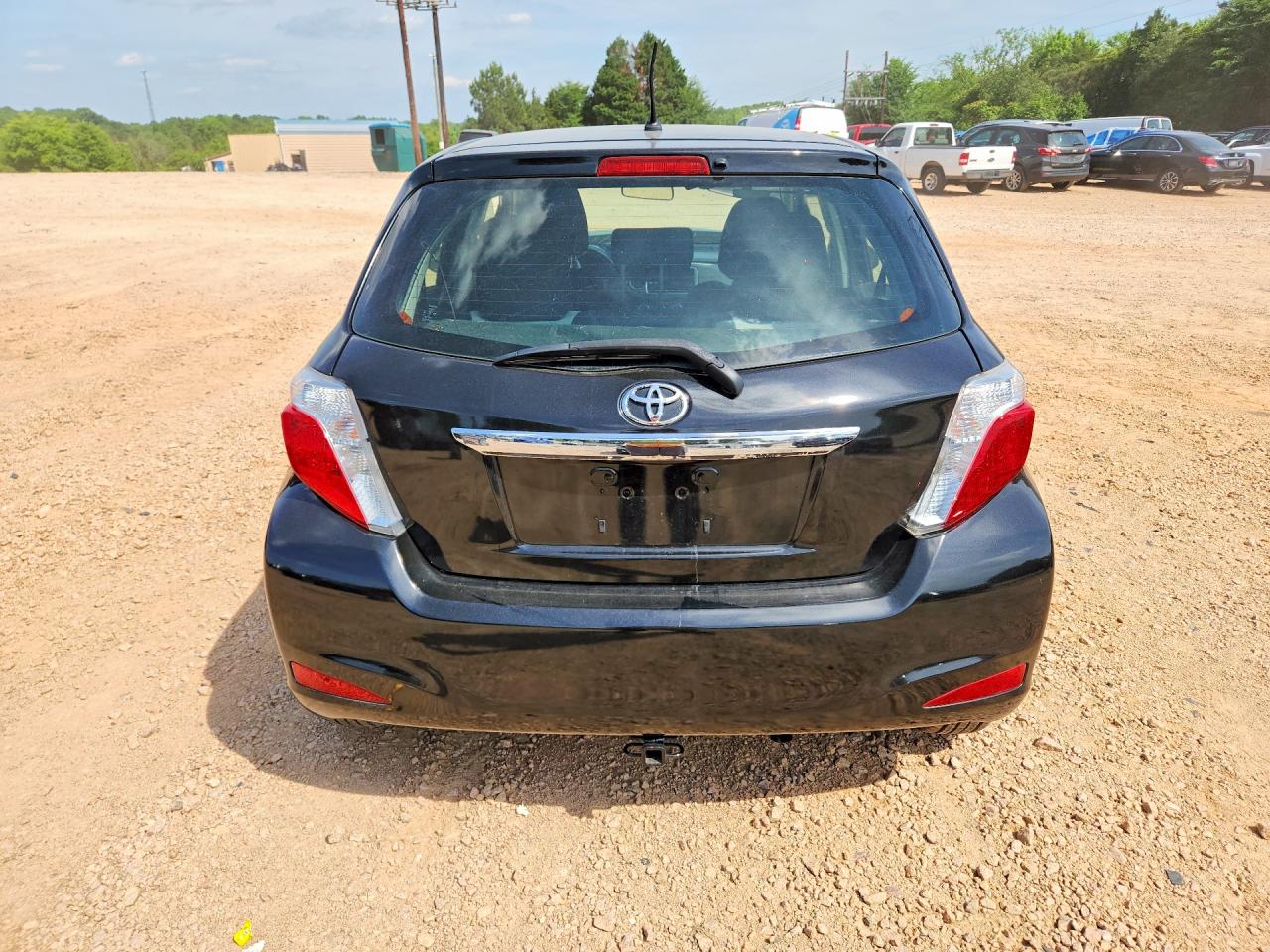 2012 Toyota Yaris 5-door L Black vin: JTDKTUD32CD533802